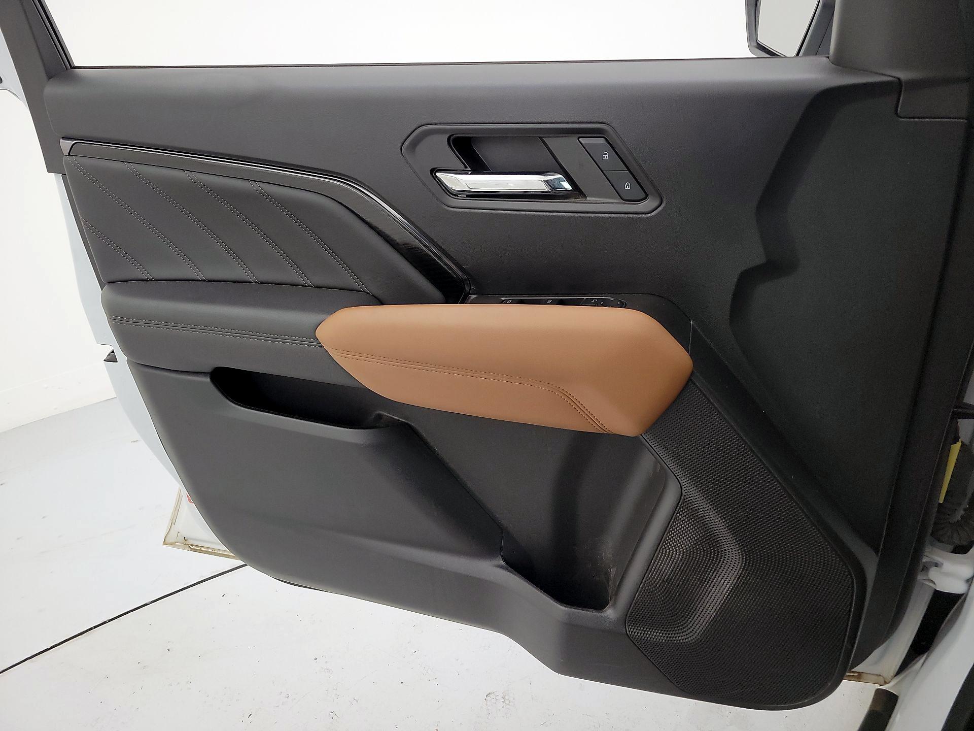 Thumbnail: 2023 GMC Canyon - 12