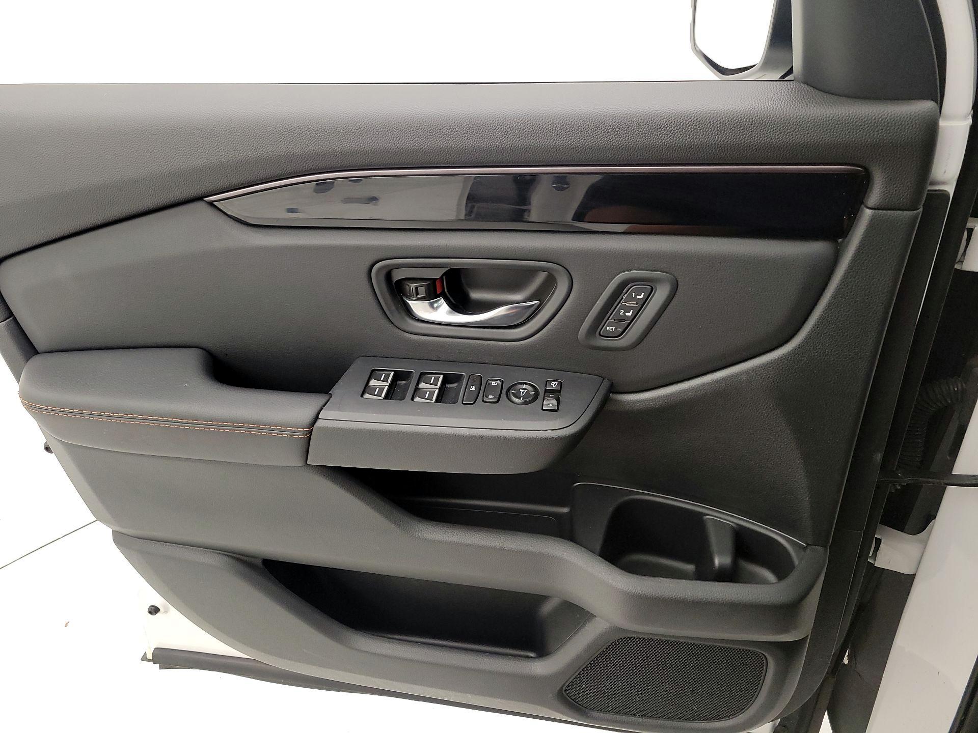 Thumbnail: 2025 Honda Pilot - 12