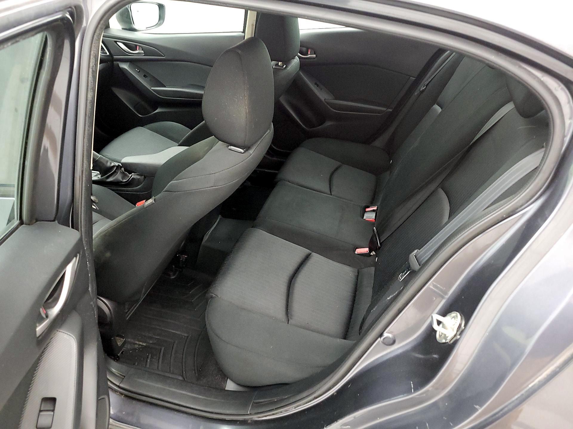 Thumbnail: 2014 Mazda Mazda3 - 18