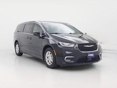 2024 Chrysler Pacifica Touring