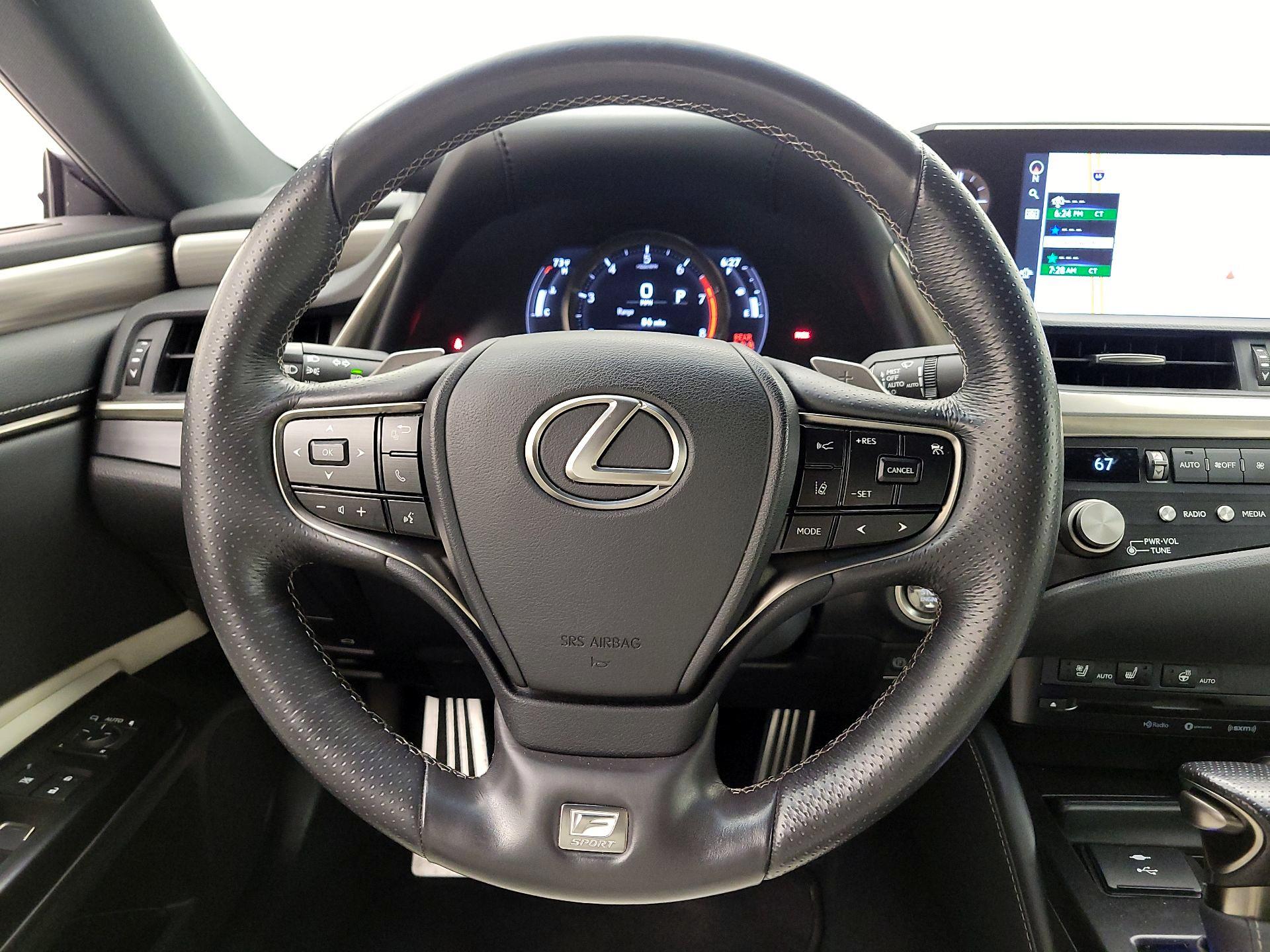 Thumbnail: 2021 Lexus ES - 10