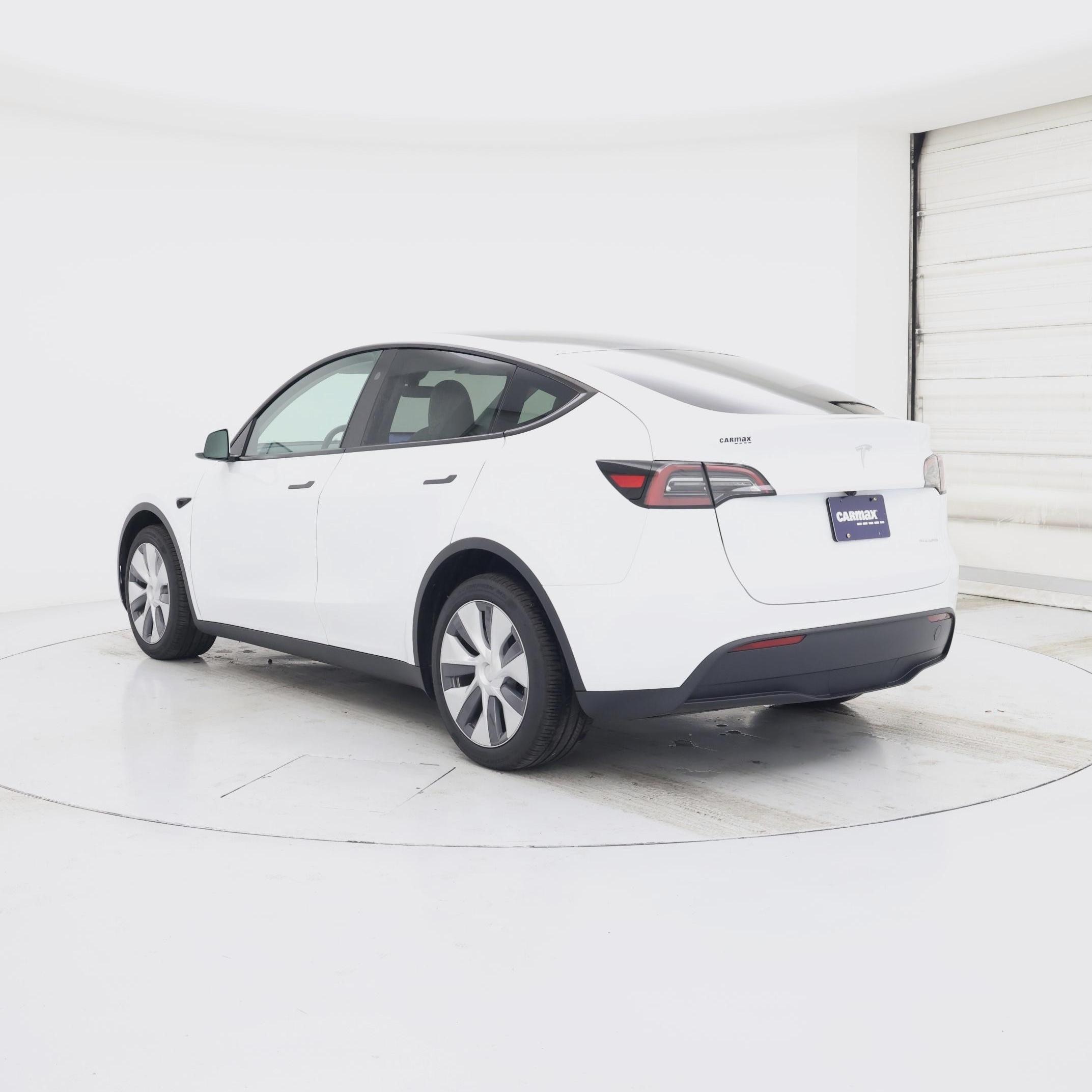 Thumbnail: 2024 Tesla Model Y - 2
