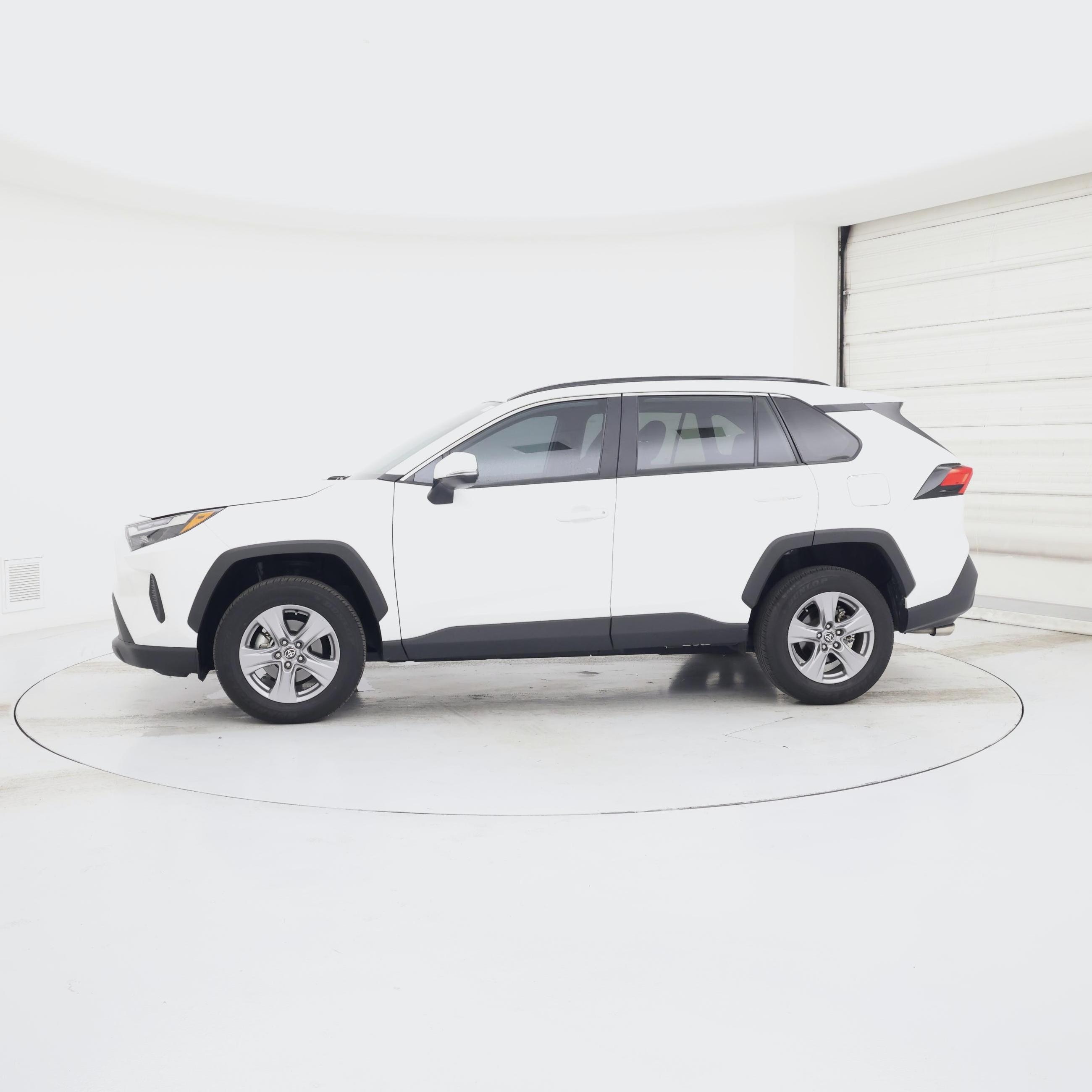 Thumbnail: 2023 Toyota RAV4 - 3