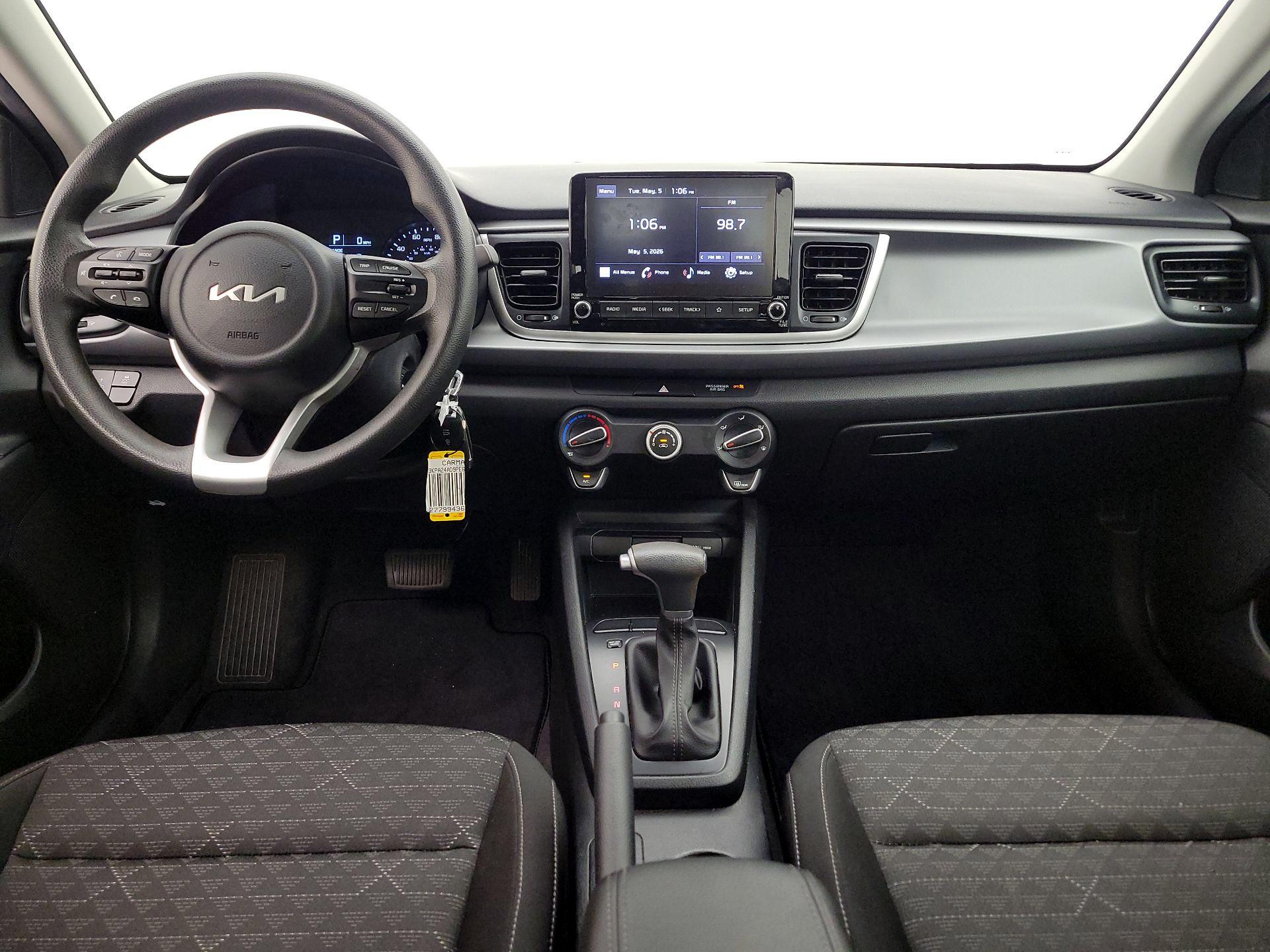 Thumbnail: 2023 Kia Rio - 9