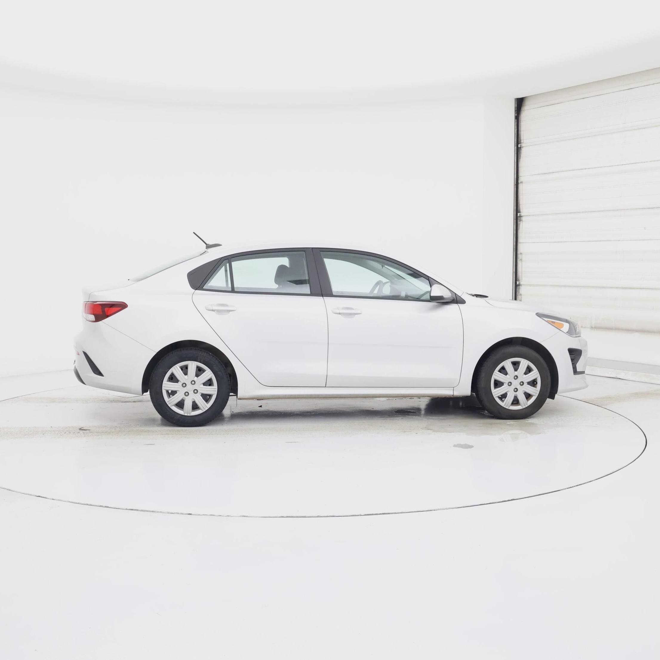Thumbnail: 2023 Kia Rio - 7