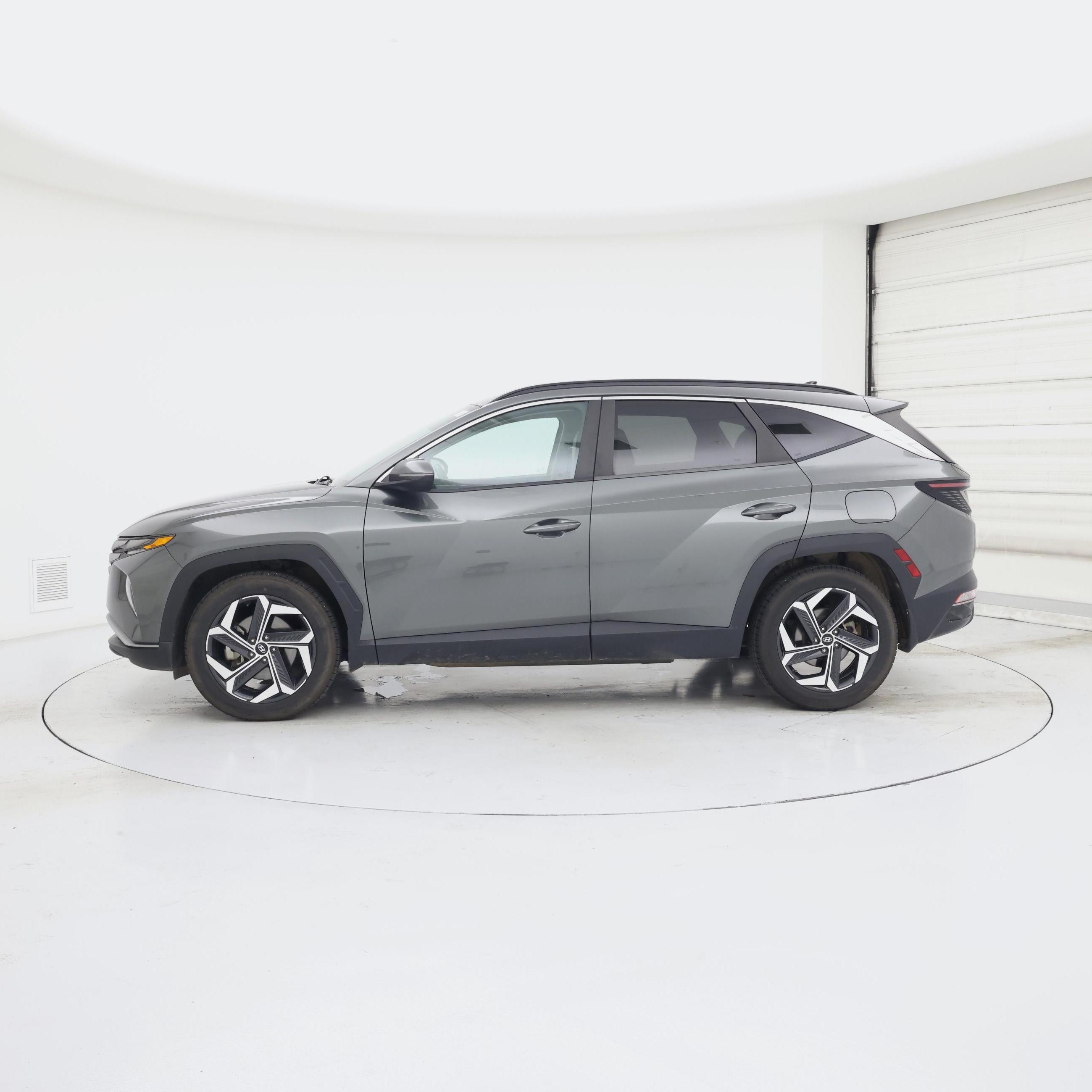 Thumbnail: 2022 Hyundai Tucson - 3