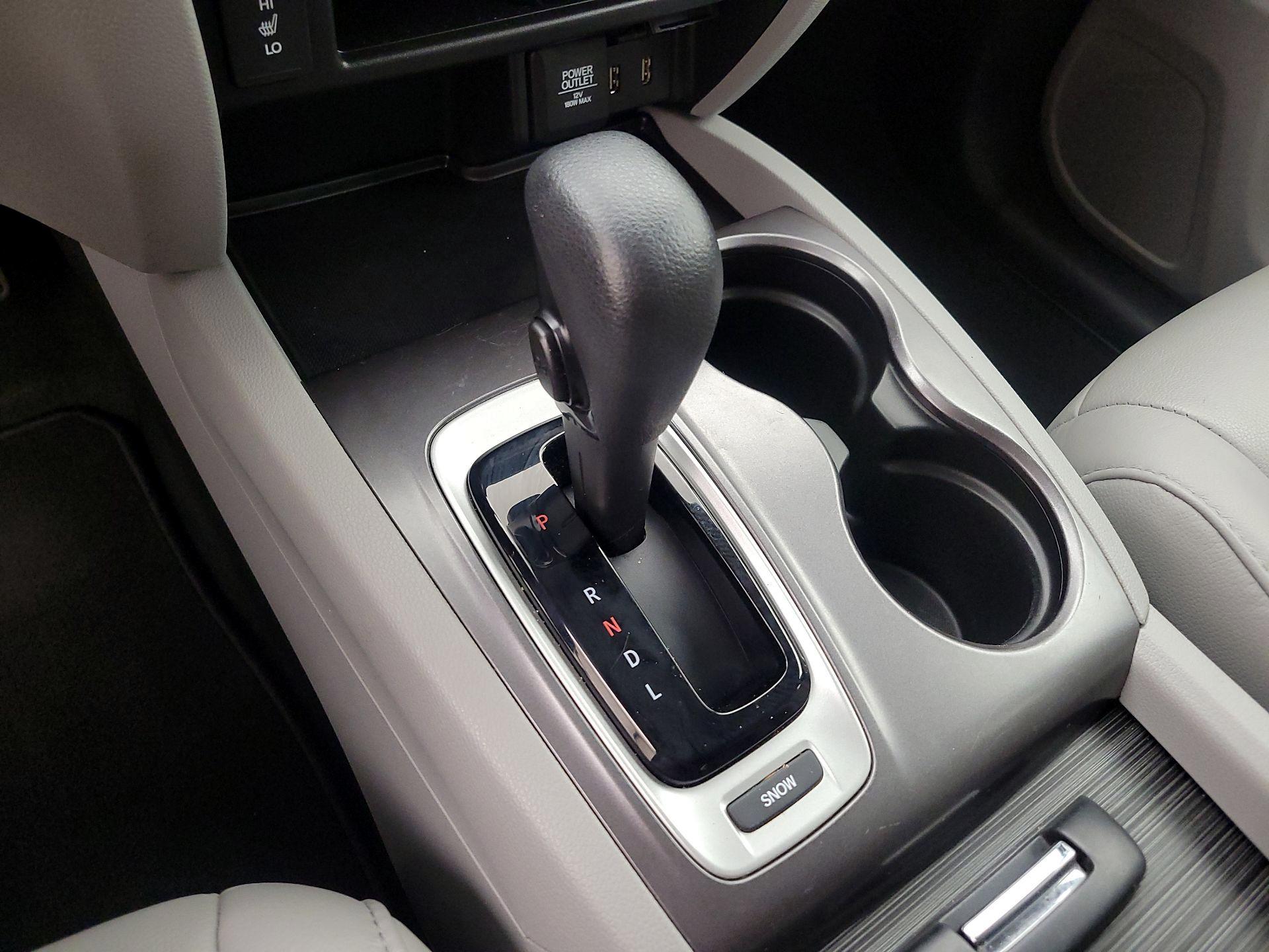 Thumbnail: 2017 Honda Pilot - 17