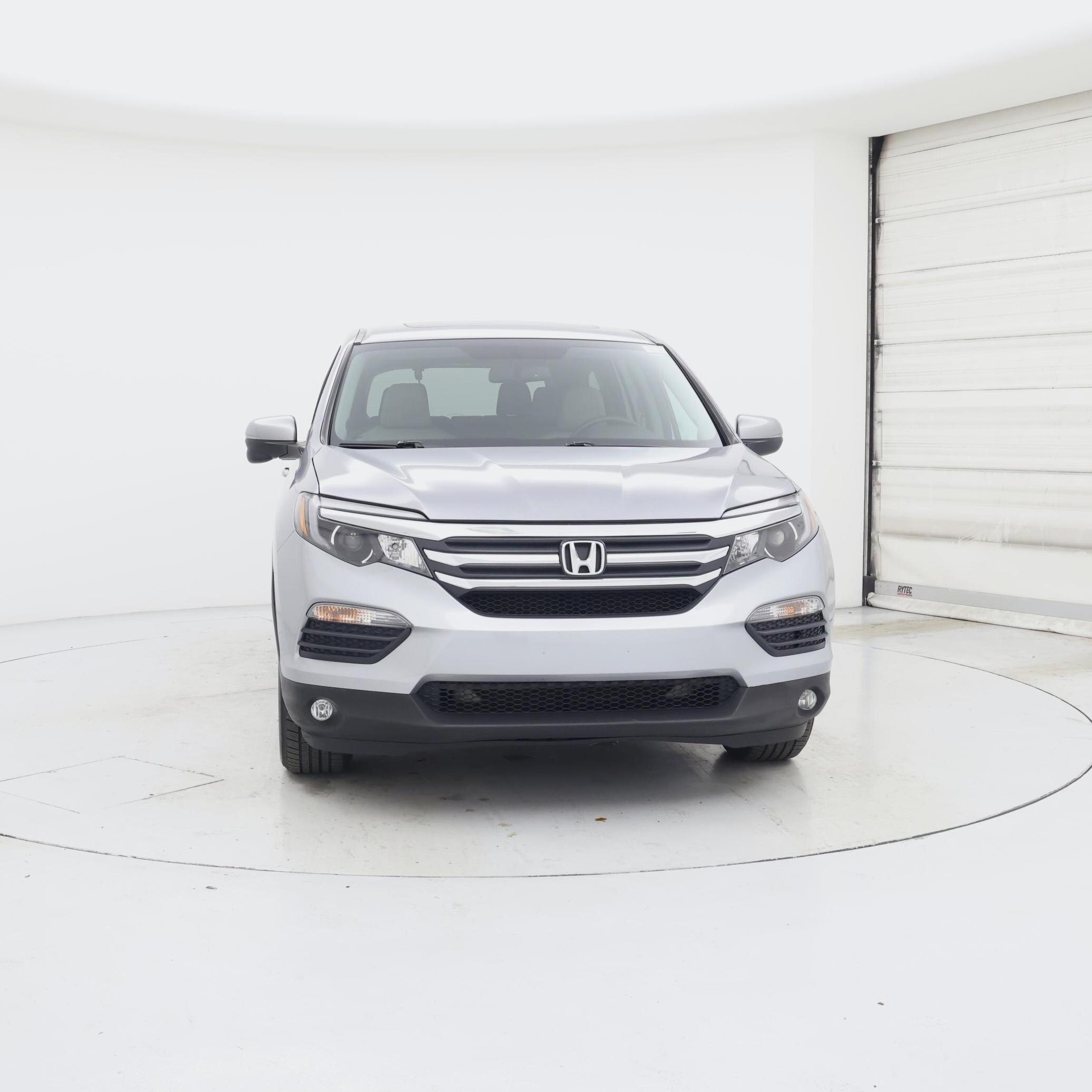 Thumbnail: 2017 Honda Pilot - 5