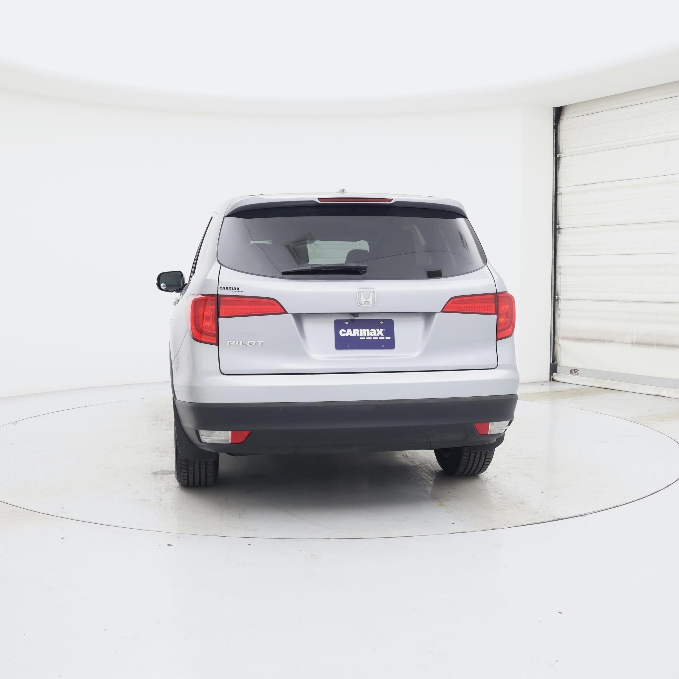 Thumbnail: 2017 Honda Pilot - 6