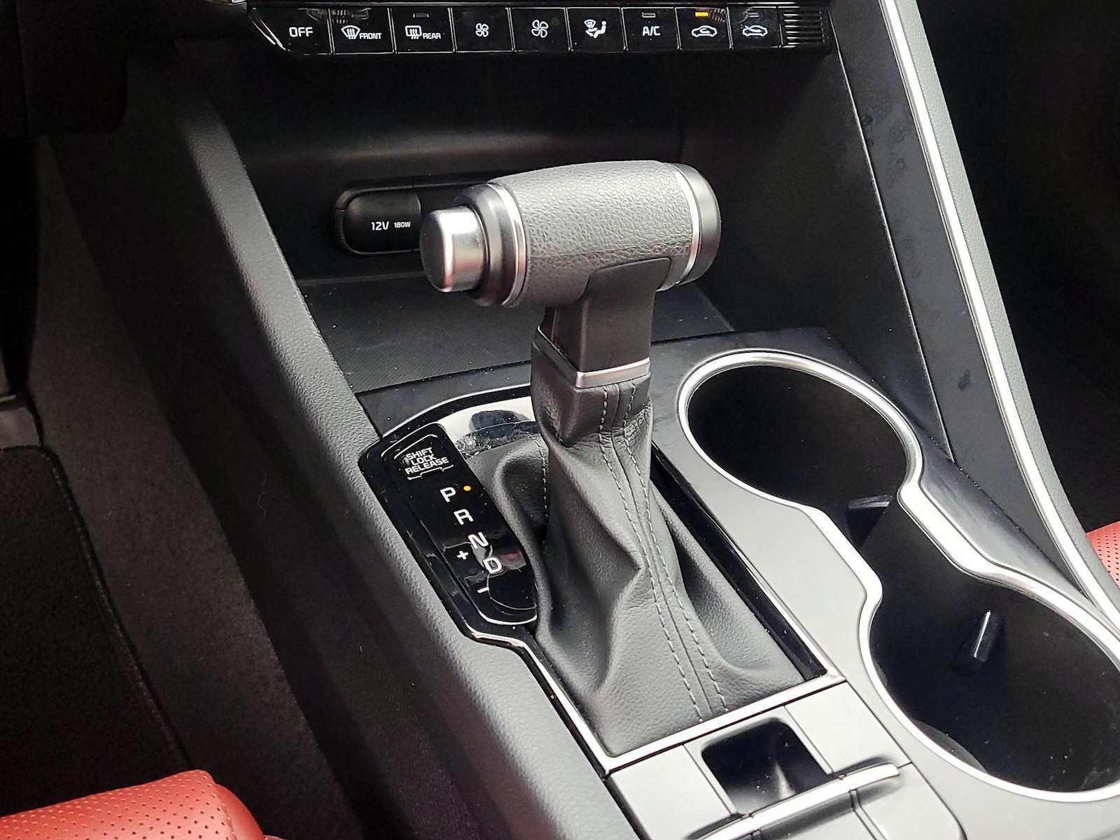 2023 Kia K5 GT-Line - Photo 18
