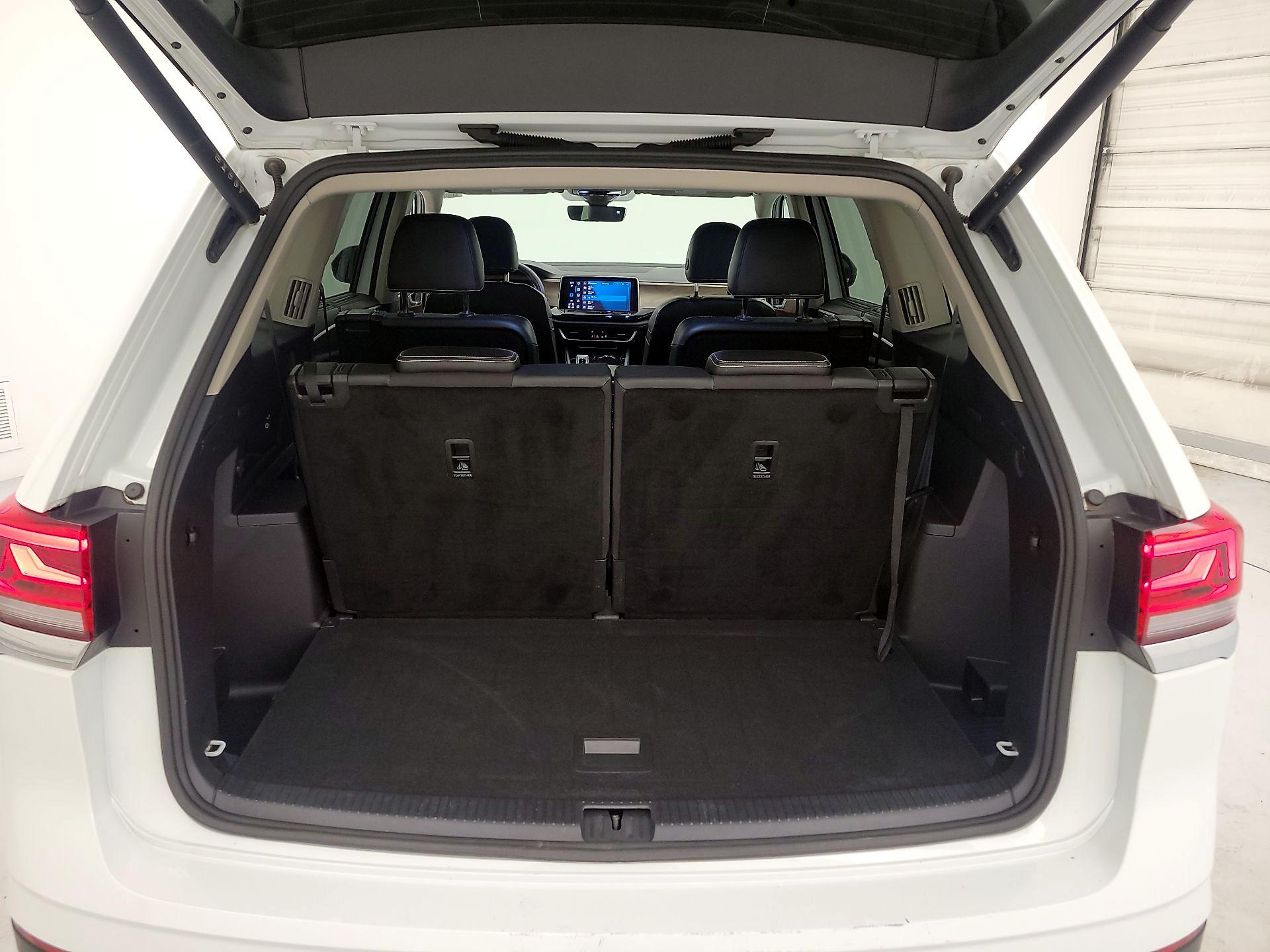 Thumbnail: 2024 Volkswagen Atlas - 16