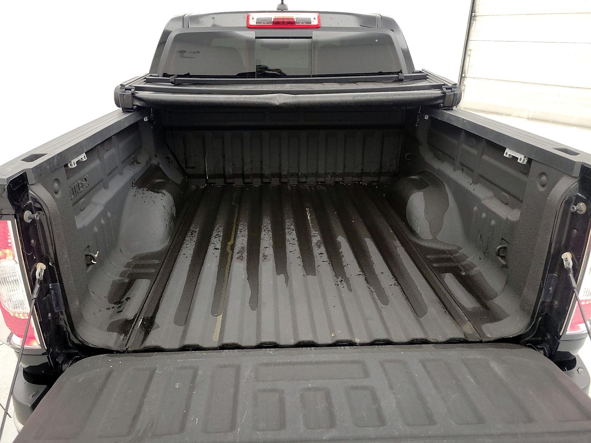 Thumbnail: 2015 GMC Canyon - 19