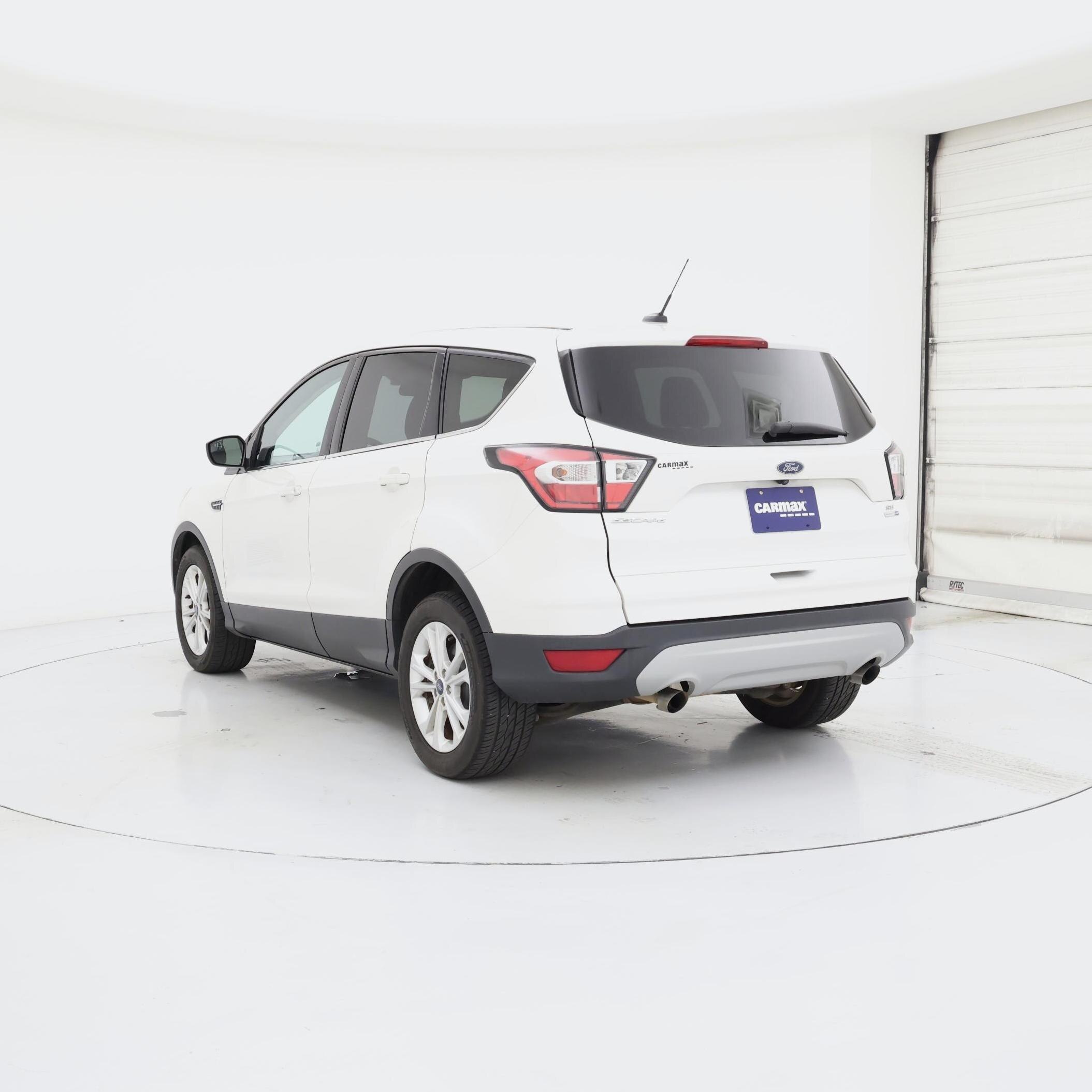 Thumbnail: 2017 Ford Escape - 2