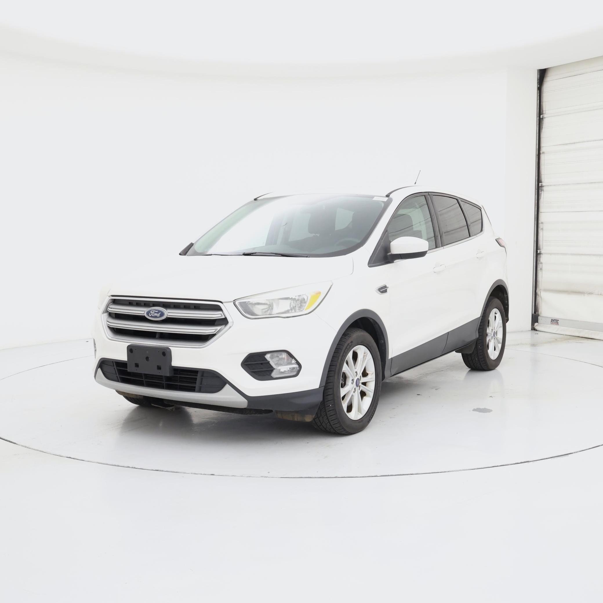 Thumbnail: 2017 Ford Escape - 4