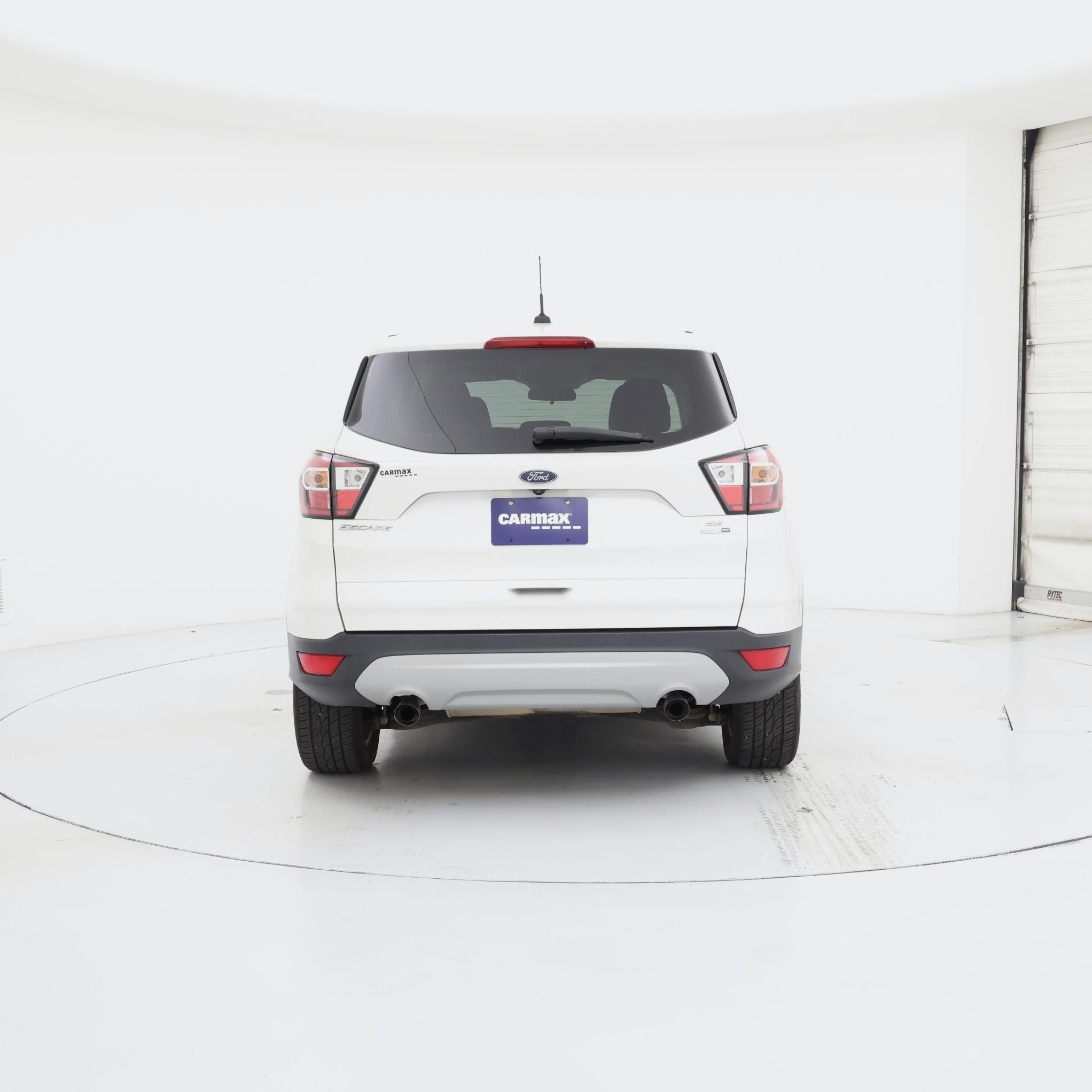 Thumbnail: 2017 Ford Escape - 6