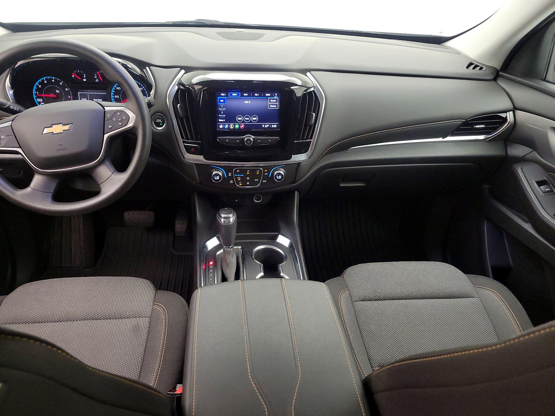 Thumbnail: 2020 Chevrolet Traverse - 9