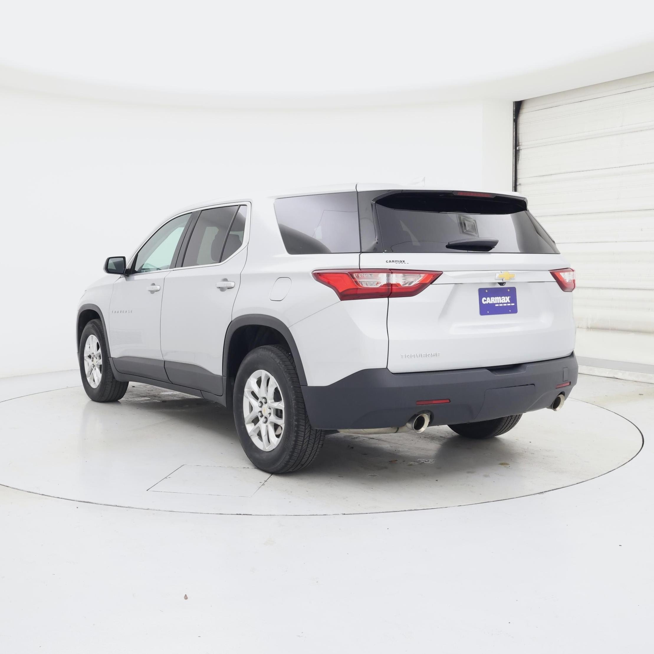 Thumbnail: 2020 Chevrolet Traverse - 2