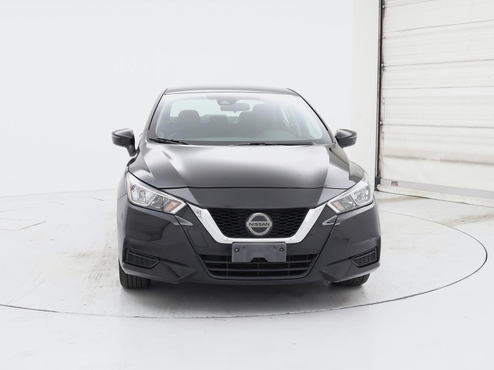 2020 Nissan Versa Sedan SV - Photo 6