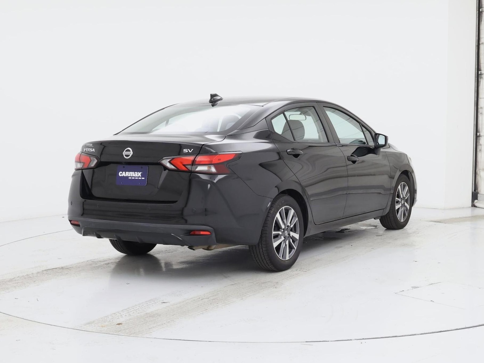 2020 Nissan Versa Sedan SV - Photo 9