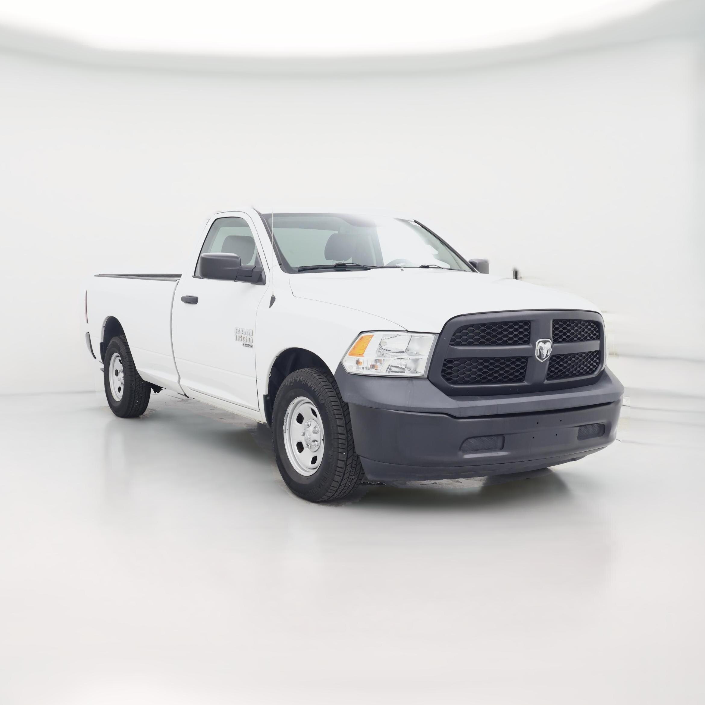 Thumbnail: 2019 RAM 1500 Classic - 1