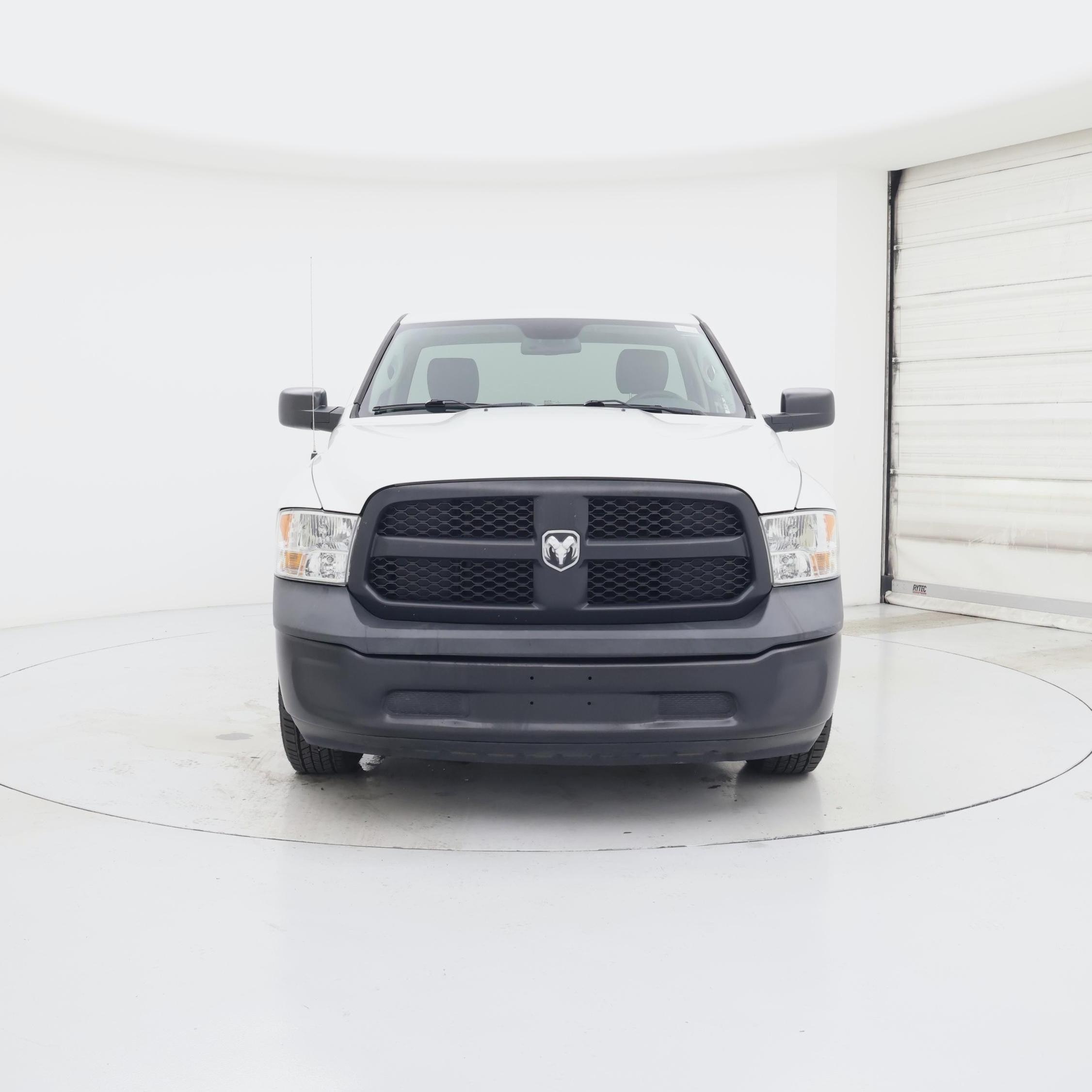 Thumbnail: 2019 RAM 1500 Classic - 5