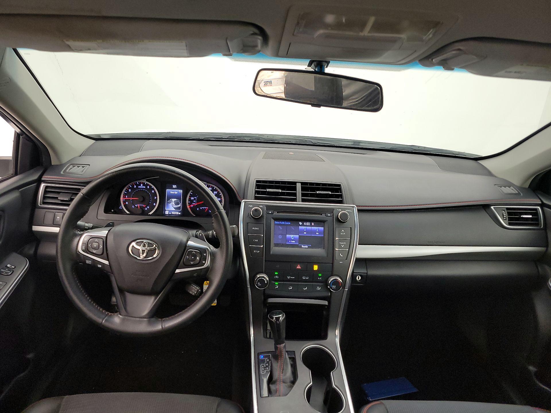 Thumbnail: 2017 Toyota Camry - 9