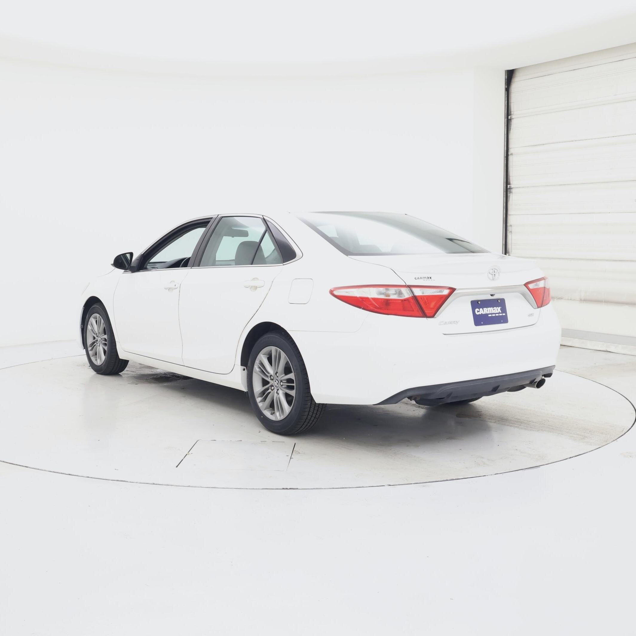 Thumbnail: 2017 Toyota Camry - 2