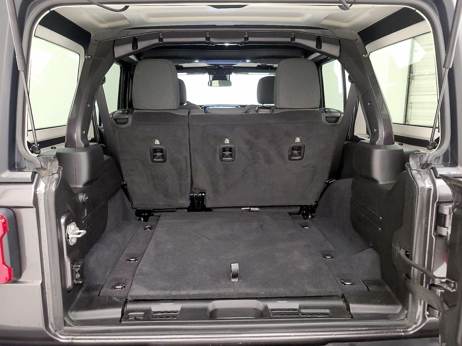 2024 Jeep Wrangler 4-Door Rubicon - Photo 21