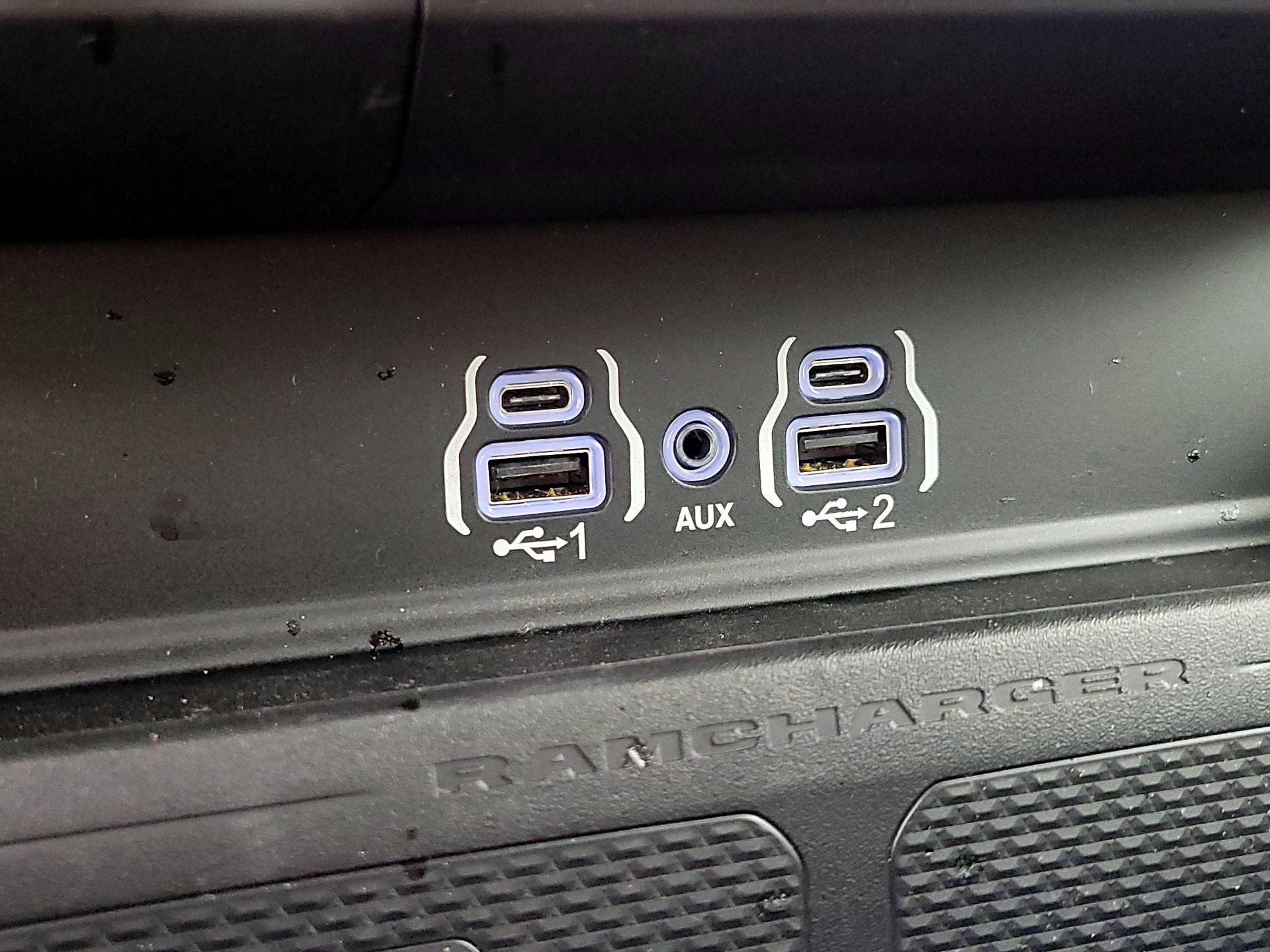 Thumbnail: 2025 RAM 1500 - 18