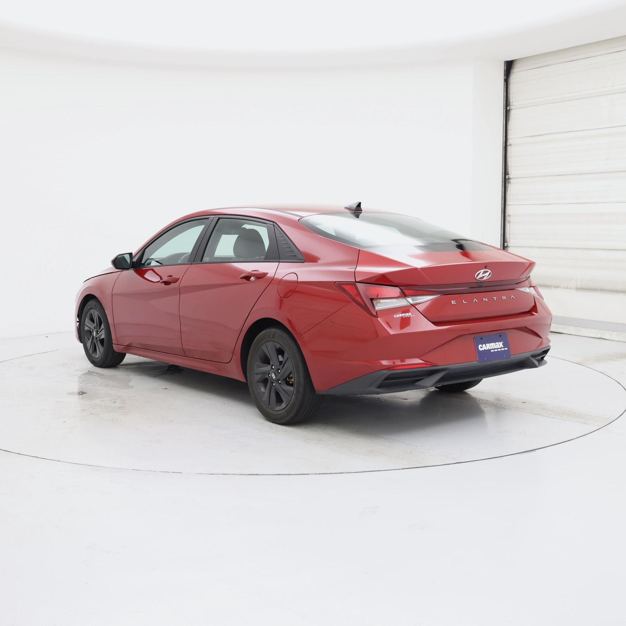 Thumbnail: 2021 Hyundai Elantra - 2
