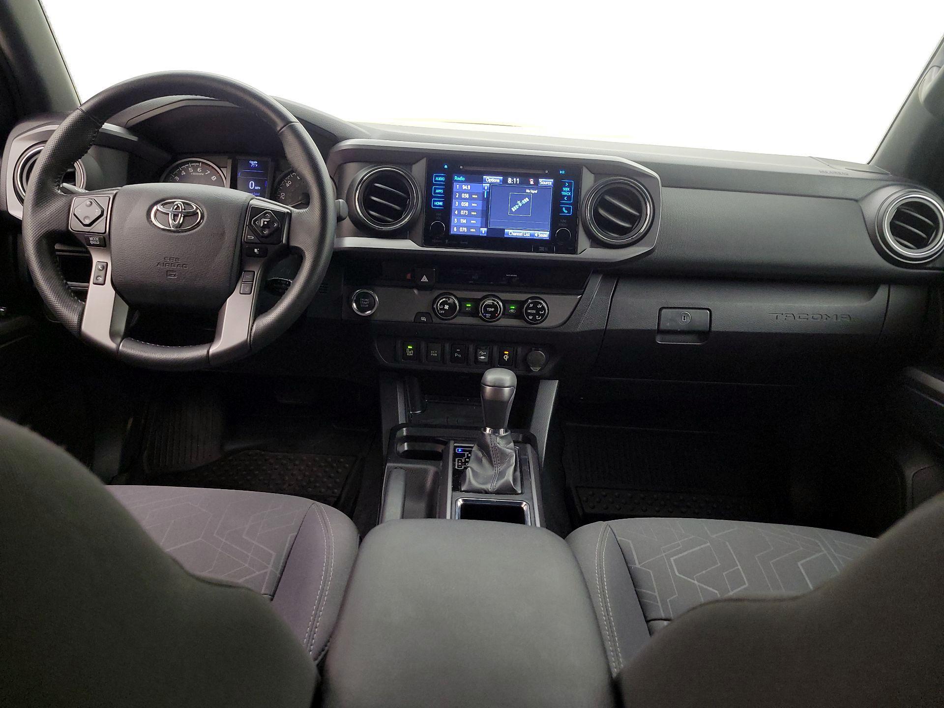 Thumbnail: 2018 Toyota Tacoma - 9