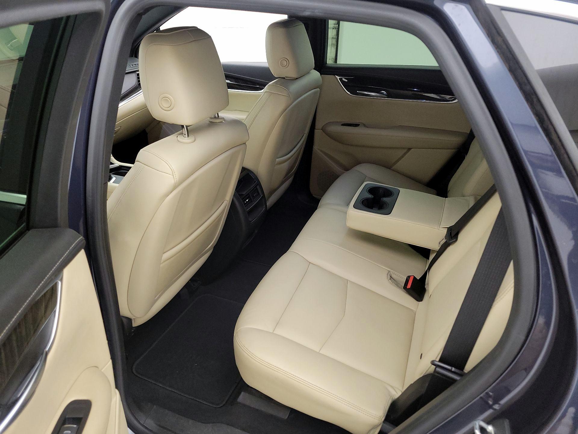 Thumbnail: 2018 Cadillac XT5 - 18