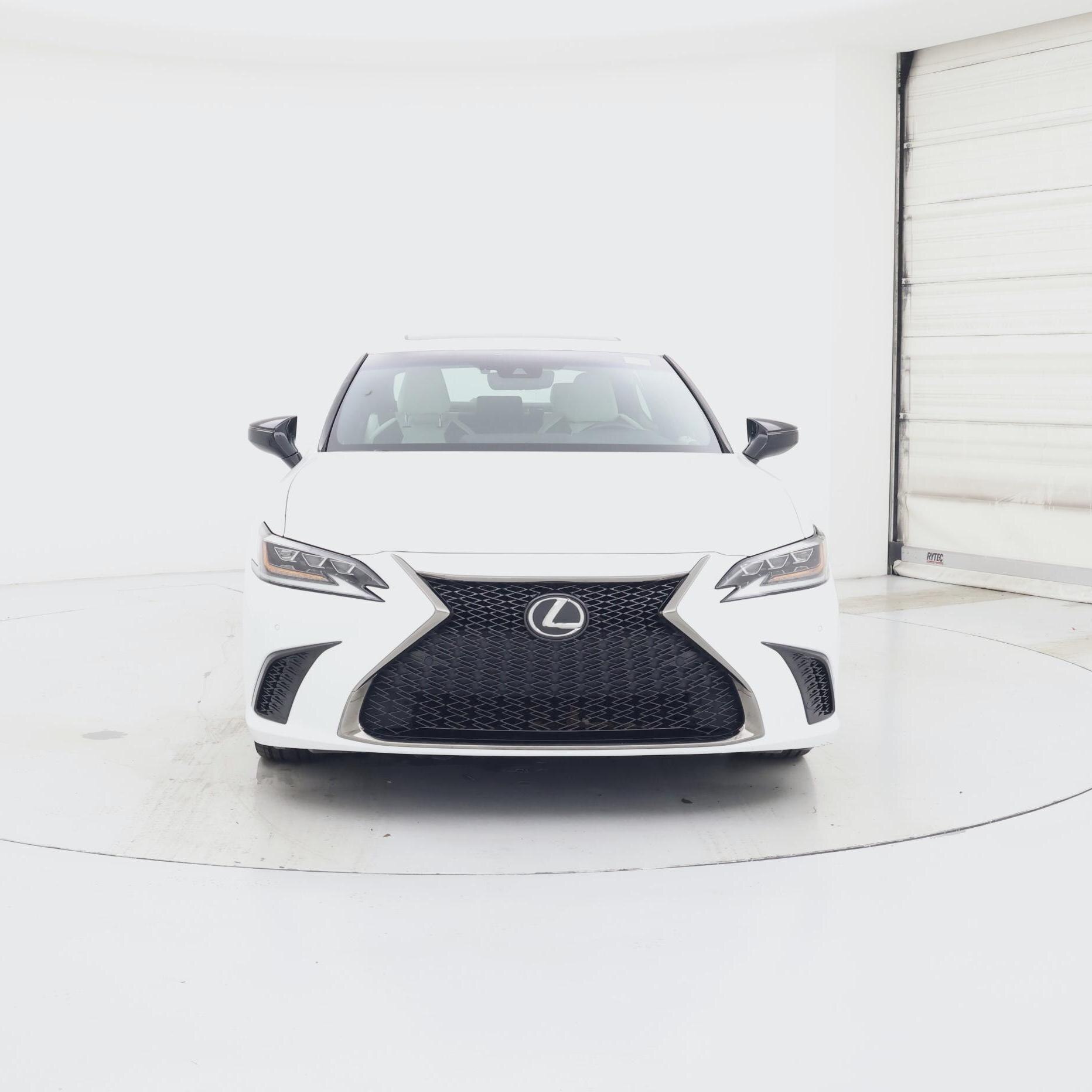 Thumbnail: 2021 Lexus ES - 5