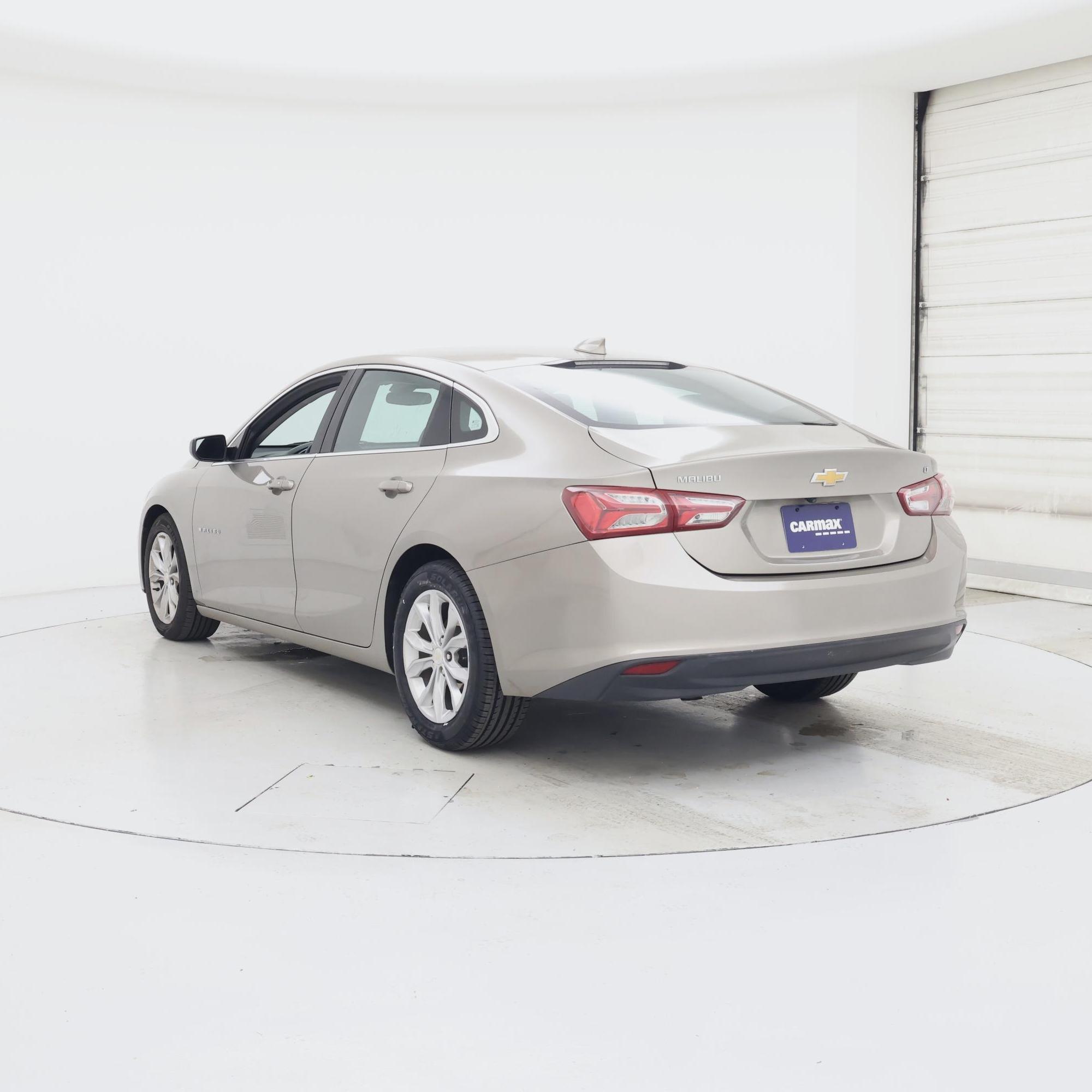 Thumbnail: 2022 Chevrolet Malibu - 2