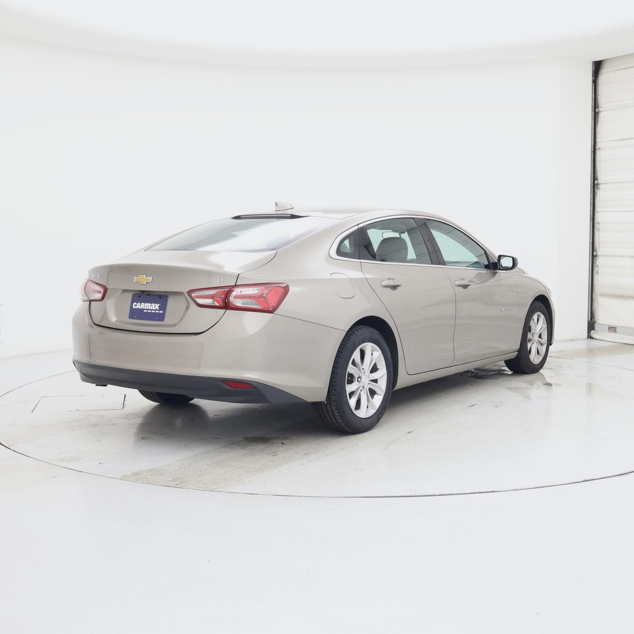Thumbnail: 2022 Chevrolet Malibu - 8