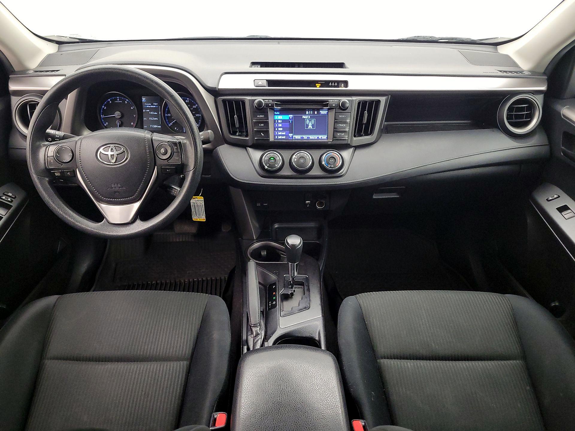 Thumbnail: 2017 Toyota RAV4 - 9