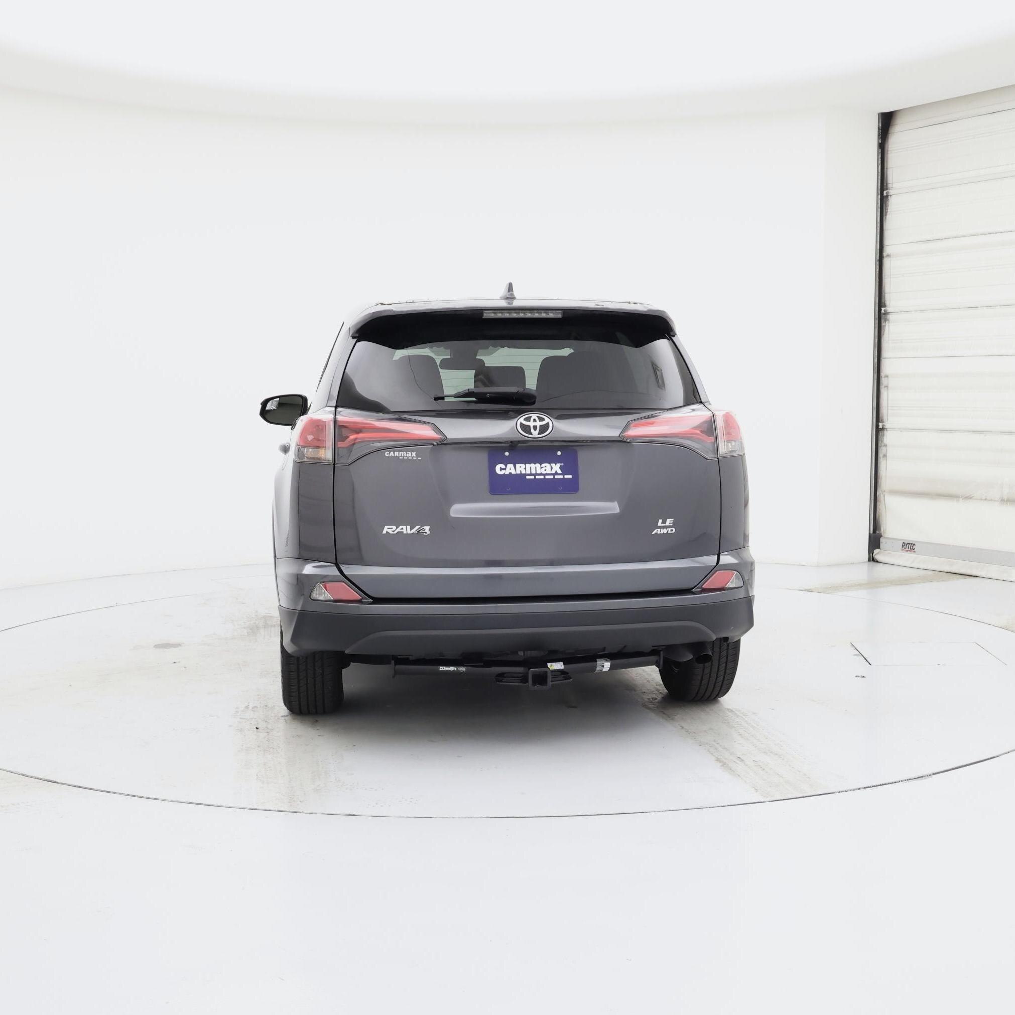 Thumbnail: 2017 Toyota RAV4 - 6