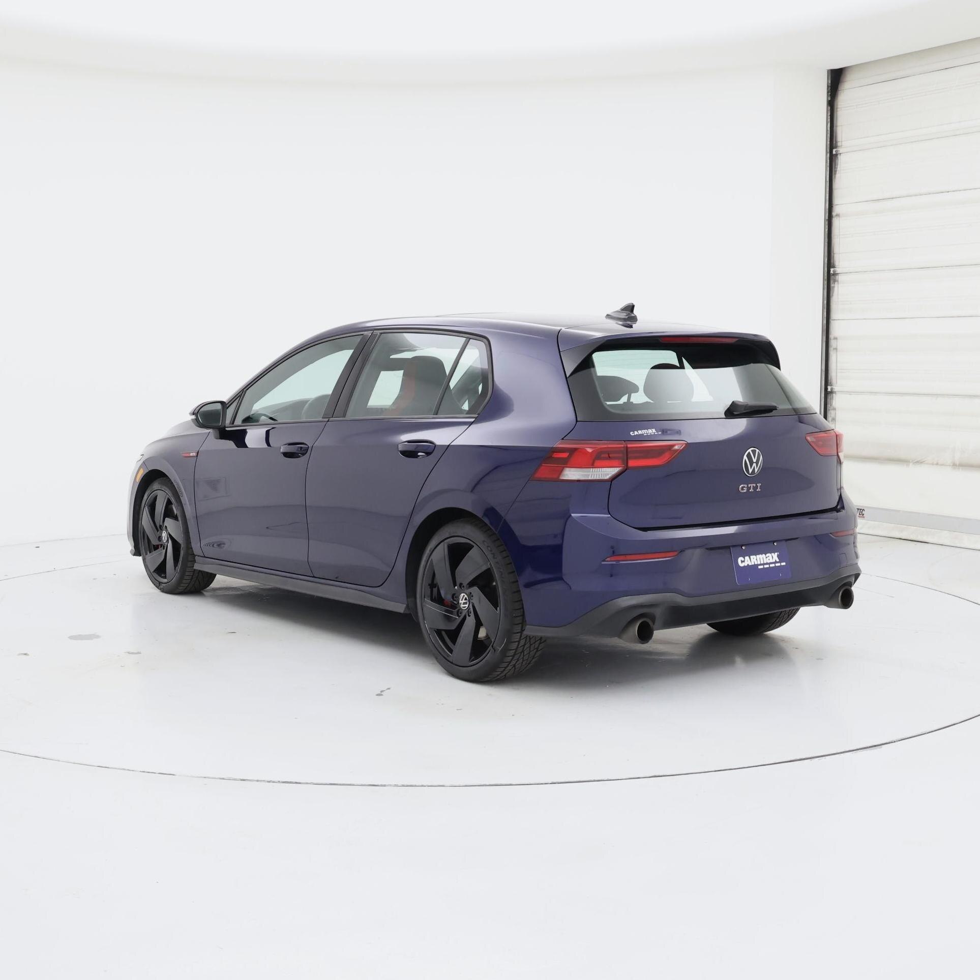 Thumbnail: 2023 Volkswagen Golf - 2