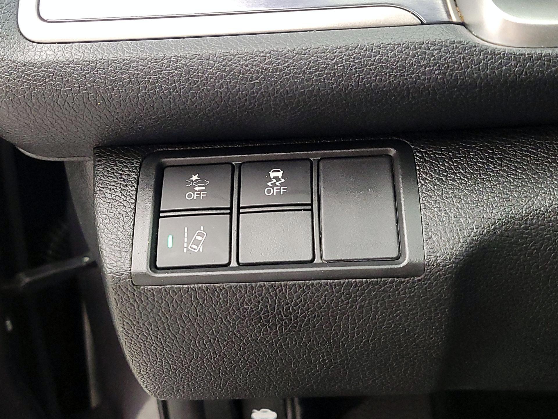 Thumbnail: 2016 Honda Civic - 13