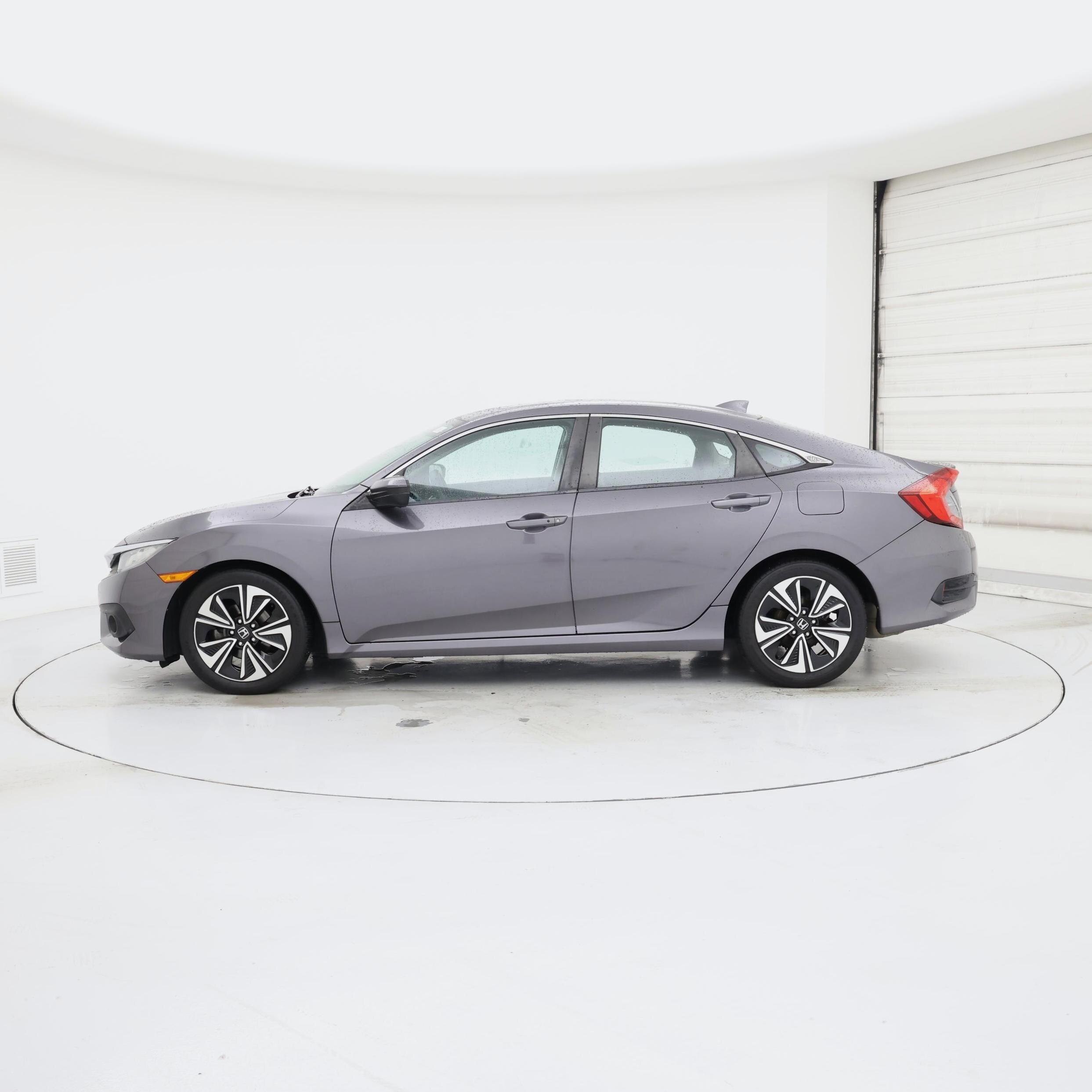Thumbnail: 2016 Honda Civic - 3
