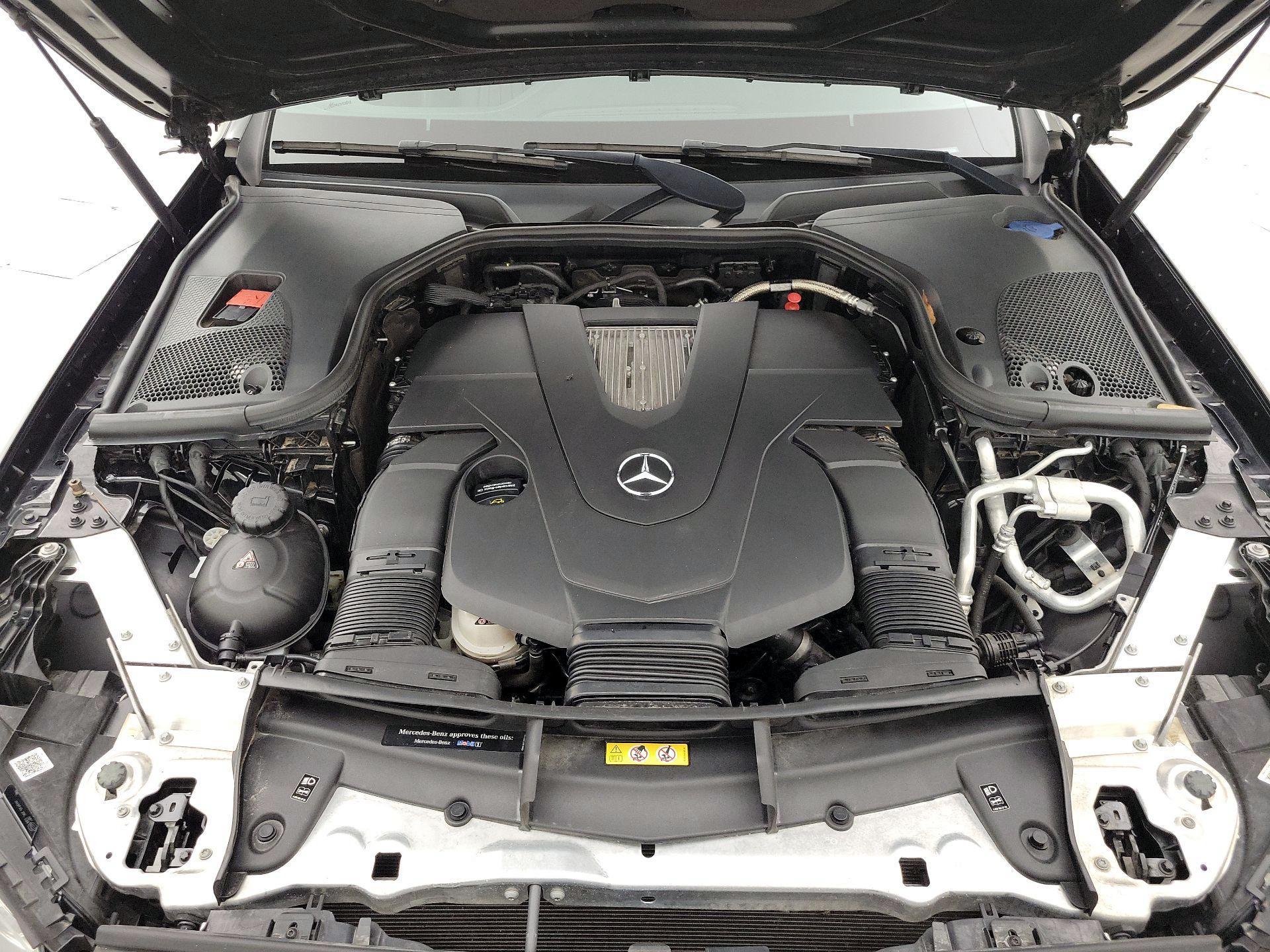 Thumbnail: 2018 Mercedes-Benz E-Class - 18