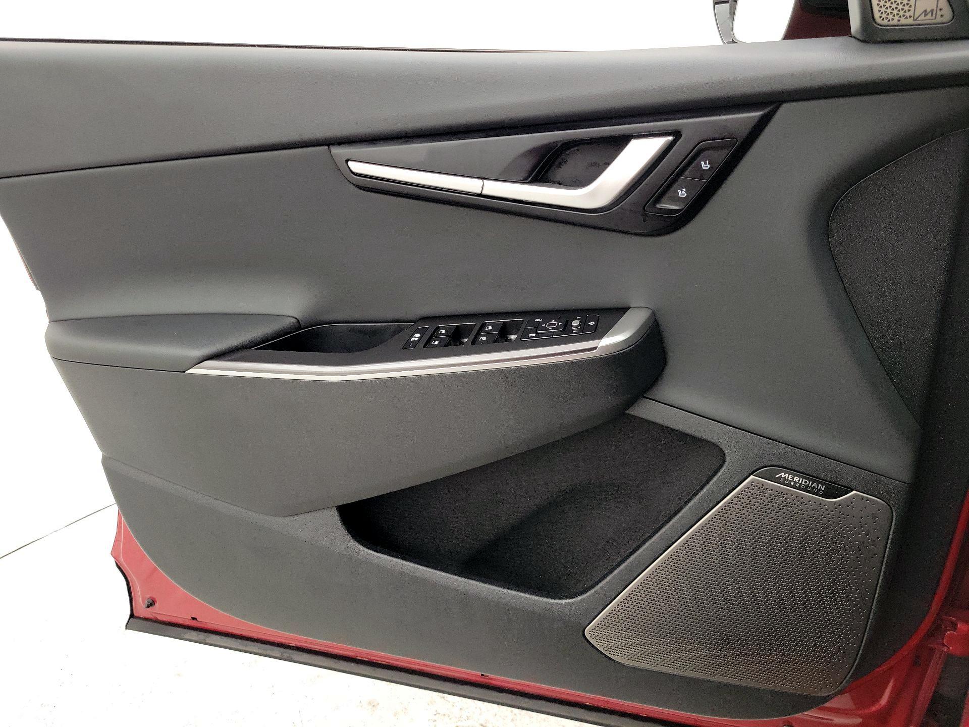 Thumbnail: 2023 Kia EV6 - 12