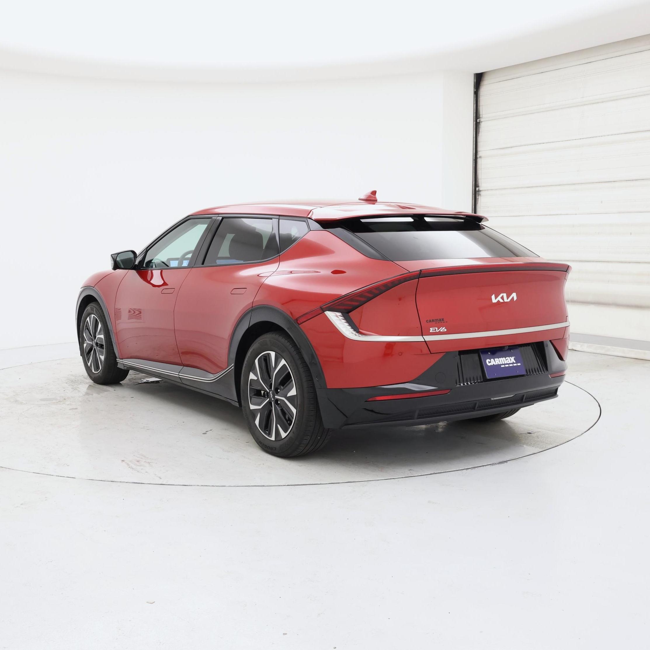 Thumbnail: 2023 Kia EV6 - 2