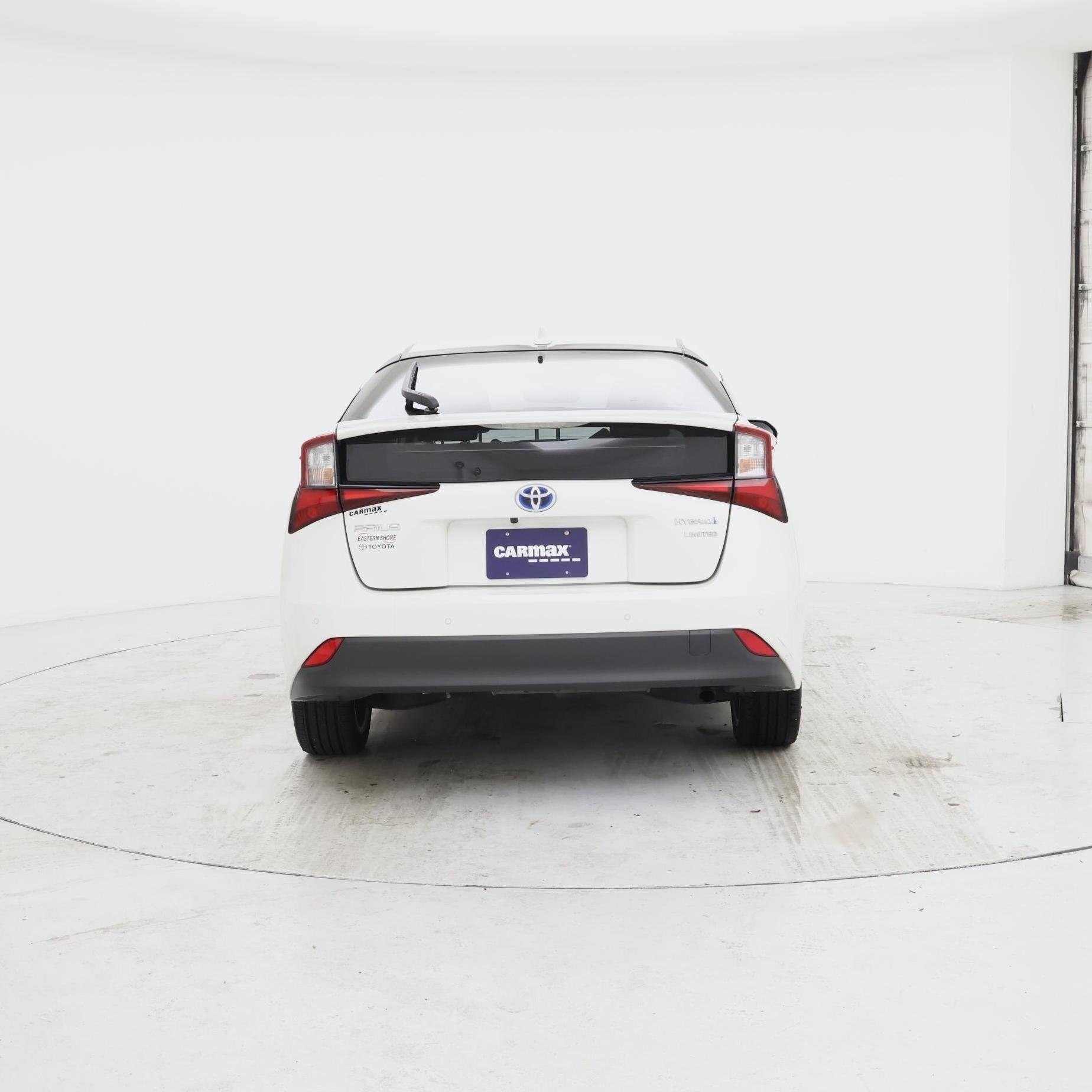 Thumbnail: 2020 Toyota Prius - 6