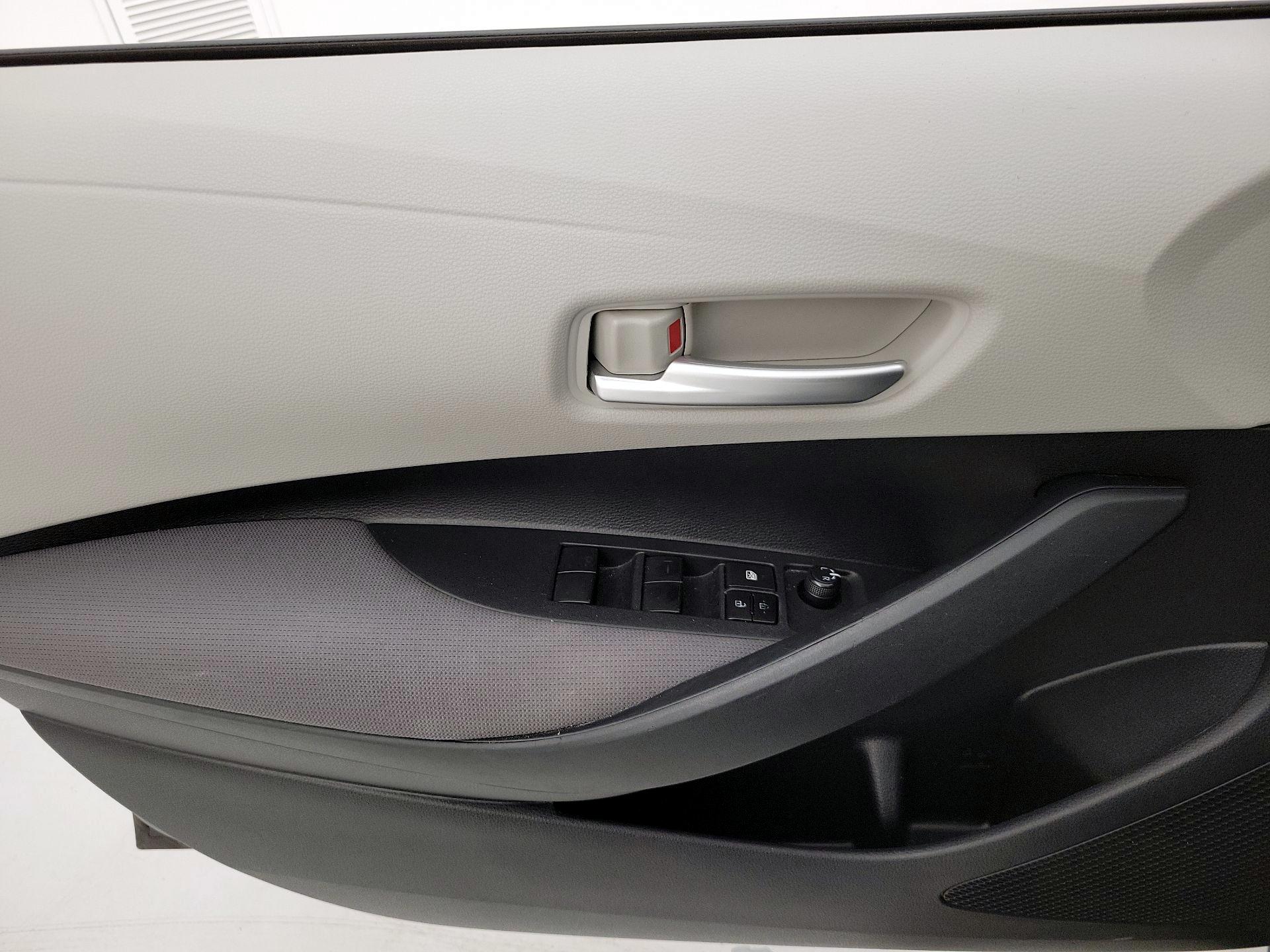 Thumbnail: 2020 Toyota Corolla - 12