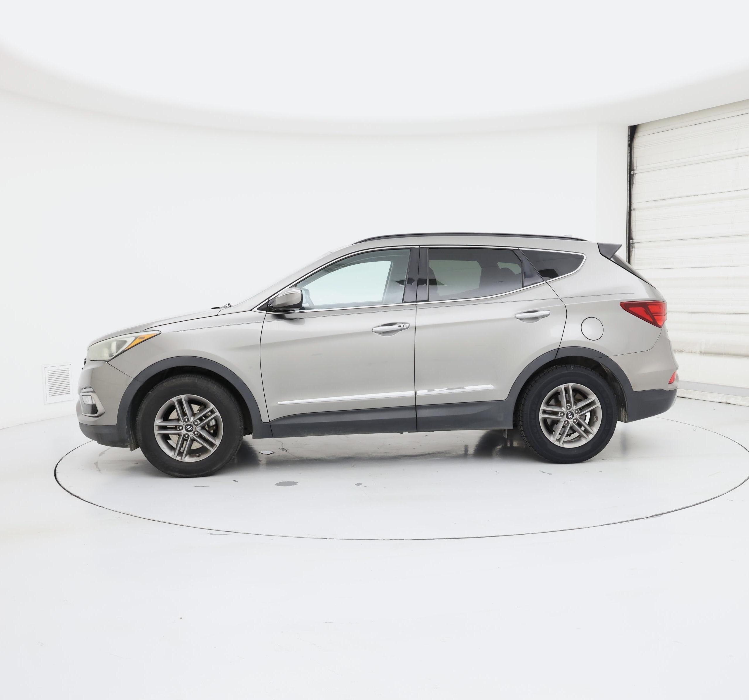 Thumbnail: 2017 Hyundai Santa Fe - 3