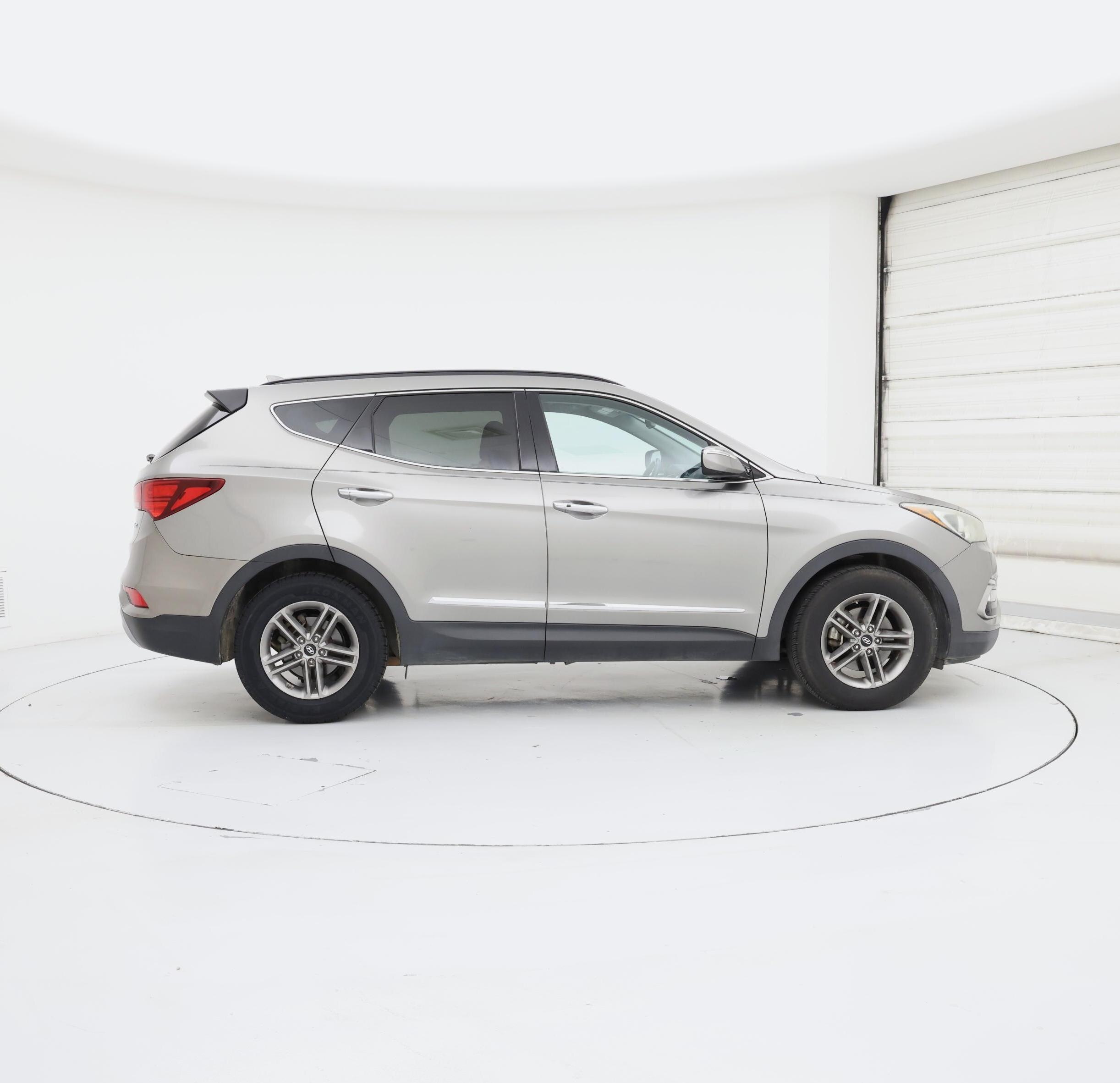 Thumbnail: 2017 Hyundai Santa Fe - 7