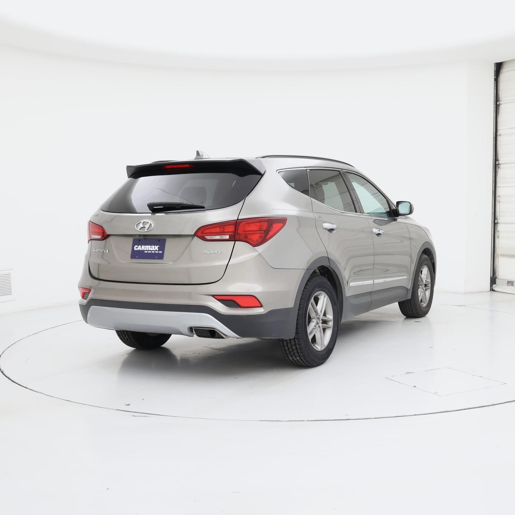 Thumbnail: 2017 Hyundai Santa Fe - 8
