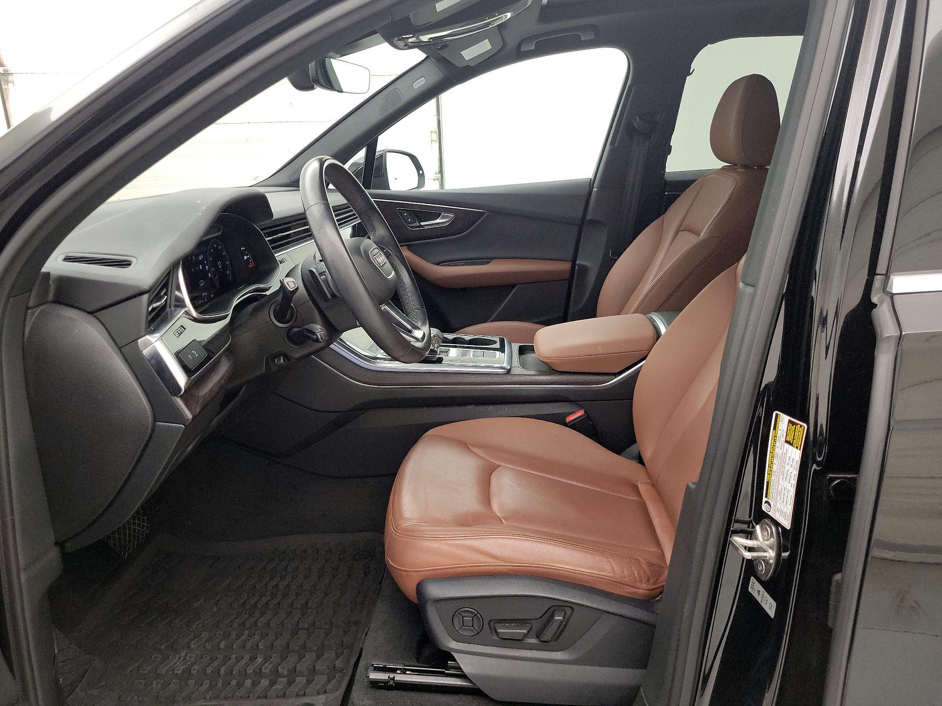 Thumbnail: 2021 Audi Q7 - 11