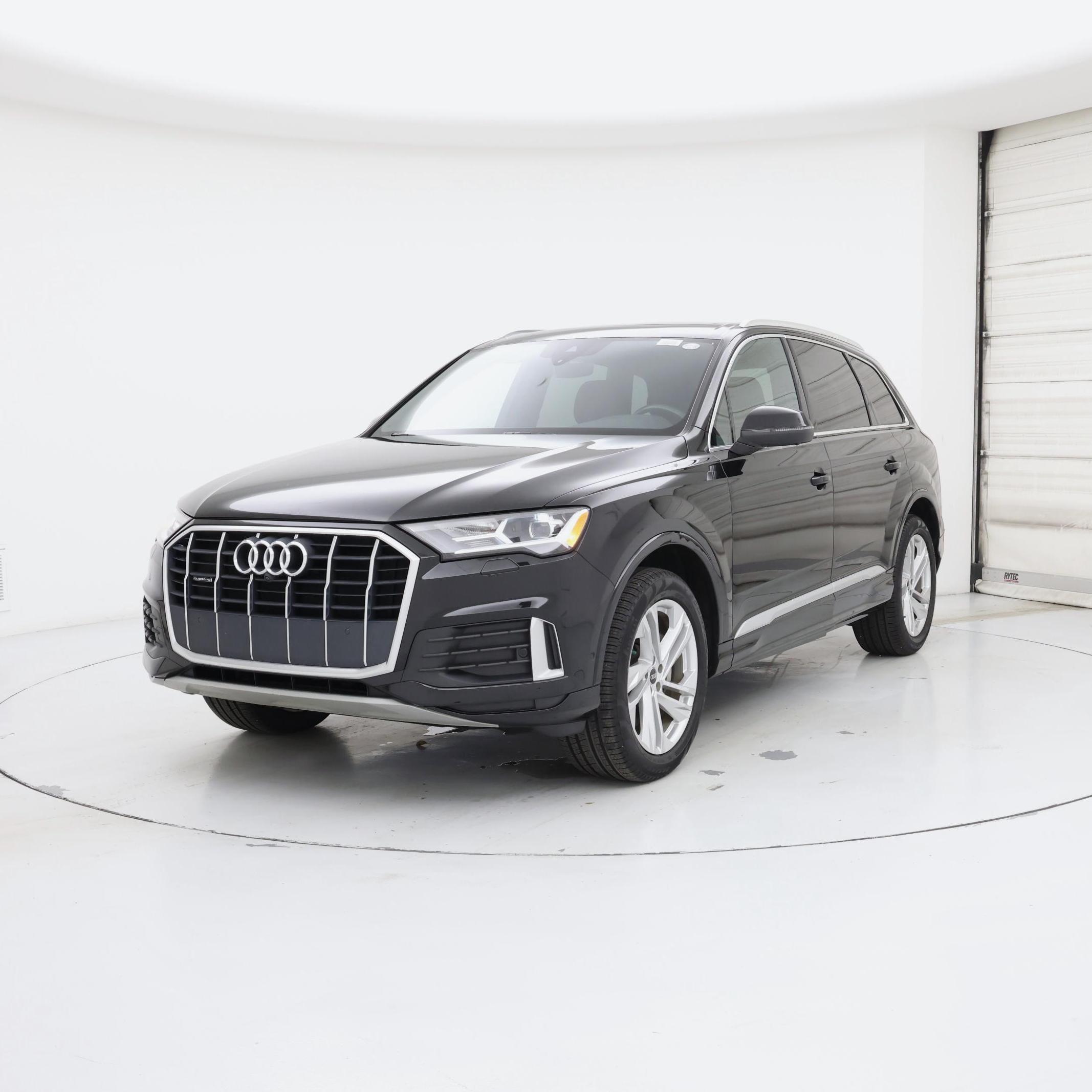 Thumbnail: 2021 Audi Q7 - 4